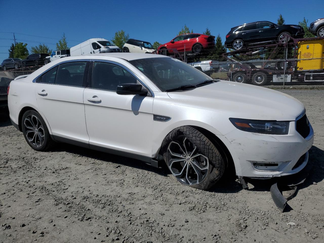 Photo 3 VIN: 1FAHP2KT4GG136480 - FORD TAURUS 