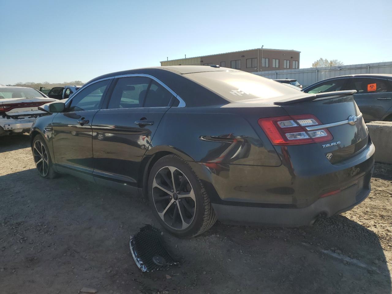 Photo 1 VIN: 1FAHP2KTXEG137193 - FORD TAURUS 