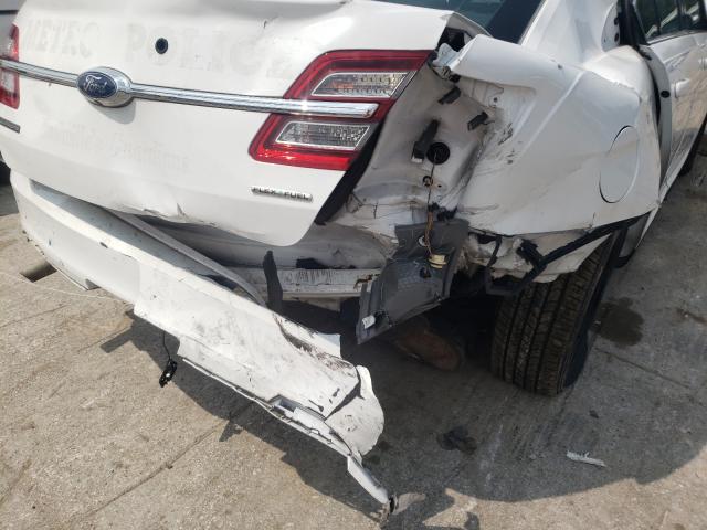 Photo 8 VIN: 1FAHP2L80JG143640 - FORD TAURUS POL 