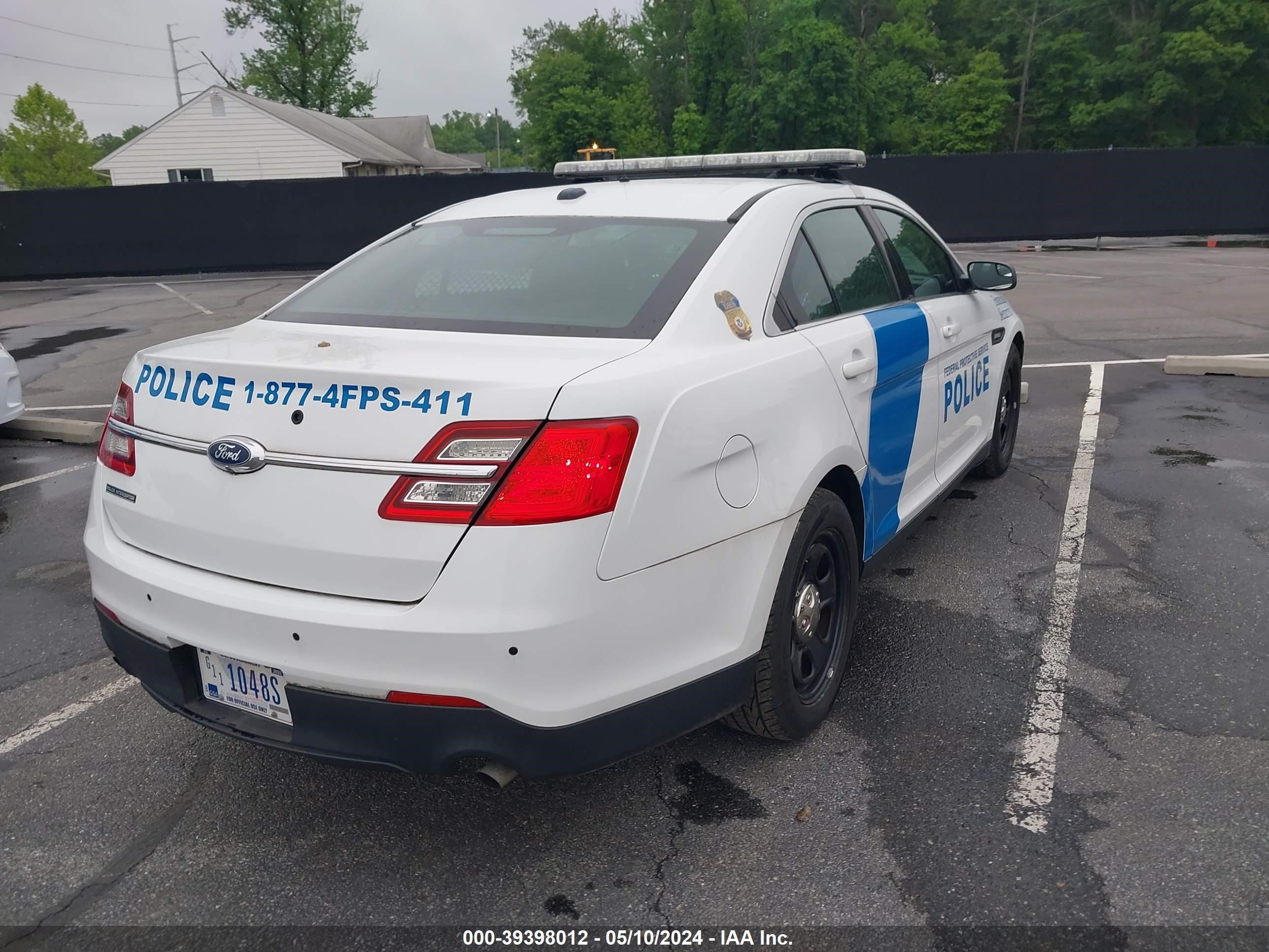 Photo 3 VIN: 1FAHP2L82HG109239 - FORD POLICE 