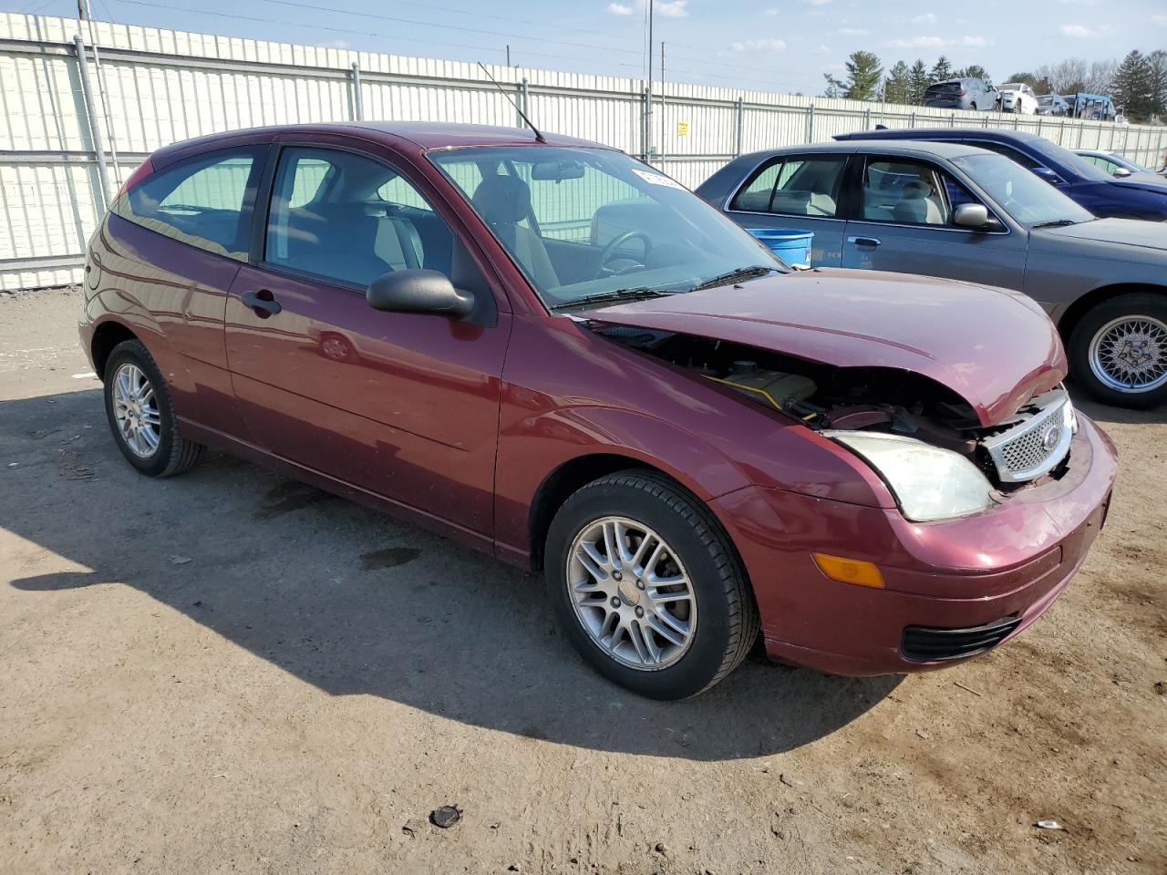 Photo 3 VIN: 1FAHP31N47W153276 - FORD FOCUS 