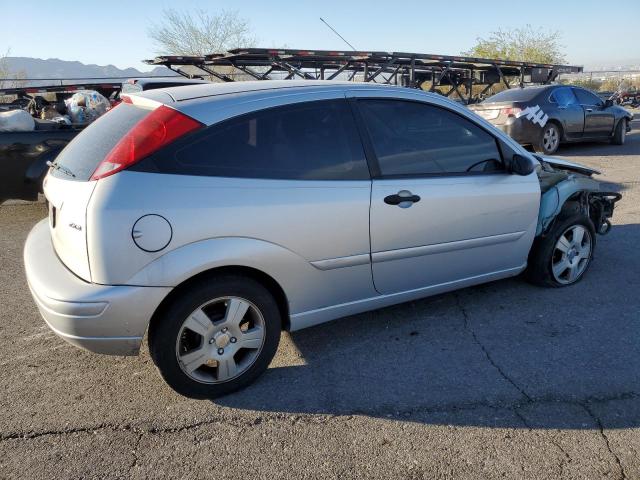 Photo 2 VIN: 1FAHP31N56W183000 - FORD FOCUS ZX3 