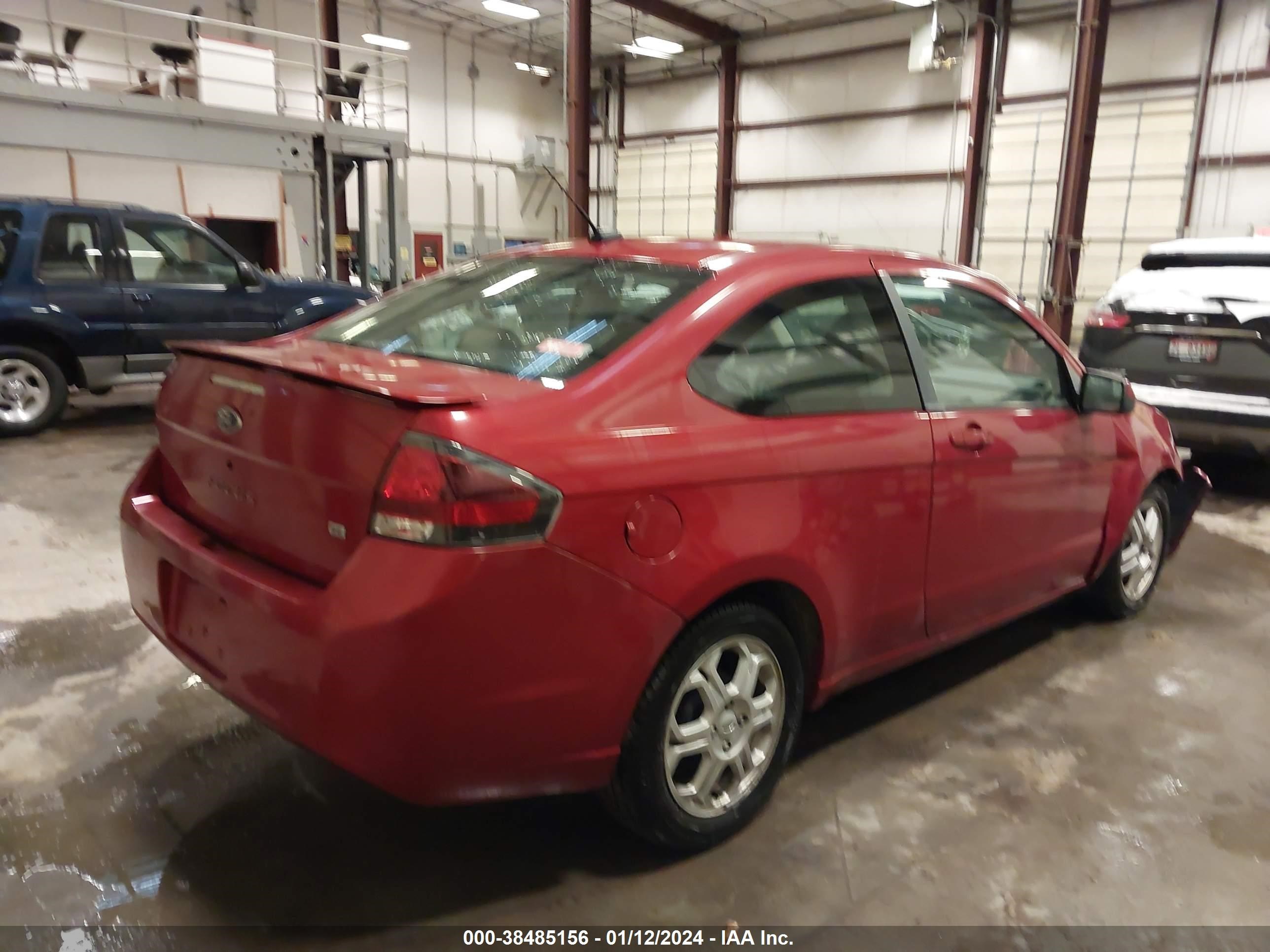 Photo 3 VIN: 1FAHP32N59W175448 - FORD FOCUS 