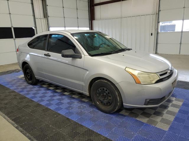 Photo 3 VIN: 1FAHP32N78W212398 - FORD FOCUS 