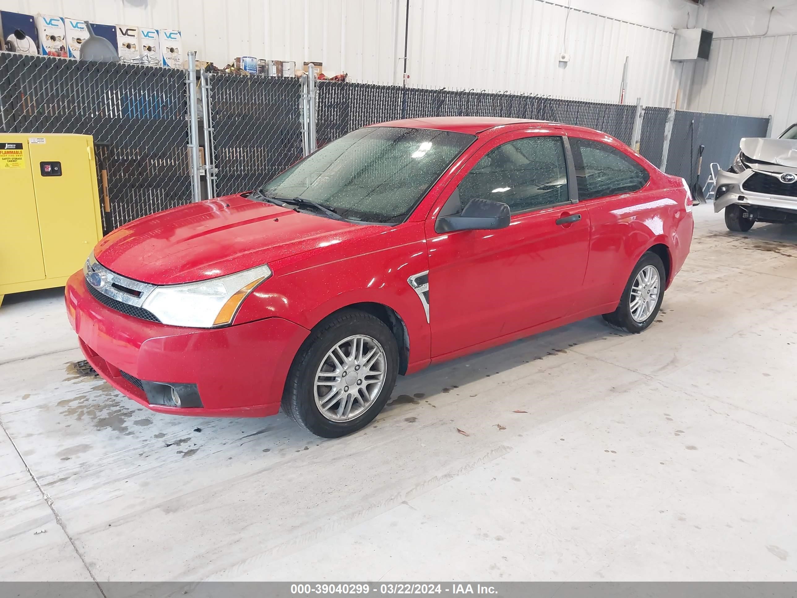 Photo 1 VIN: 1FAHP33N08W105904 - FORD FOCUS 