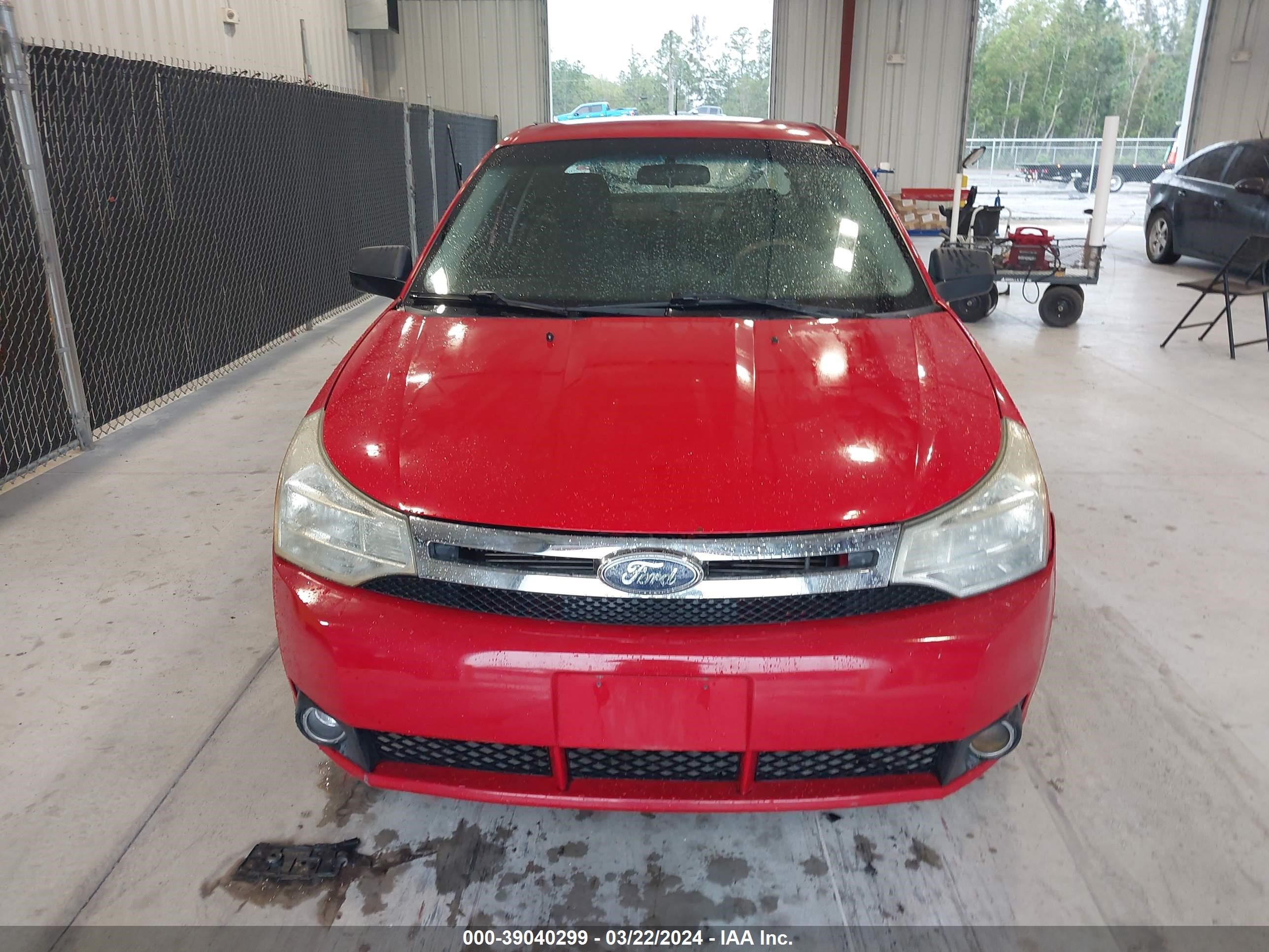 Photo 5 VIN: 1FAHP33N08W105904 - FORD FOCUS 