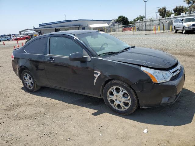 Photo 3 VIN: 1FAHP33N98W261407 - FORD FOCUS 