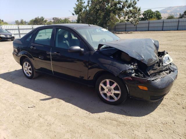 Photo 3 VIN: 1FAHP34N15W164213 - FORD FOCUS 