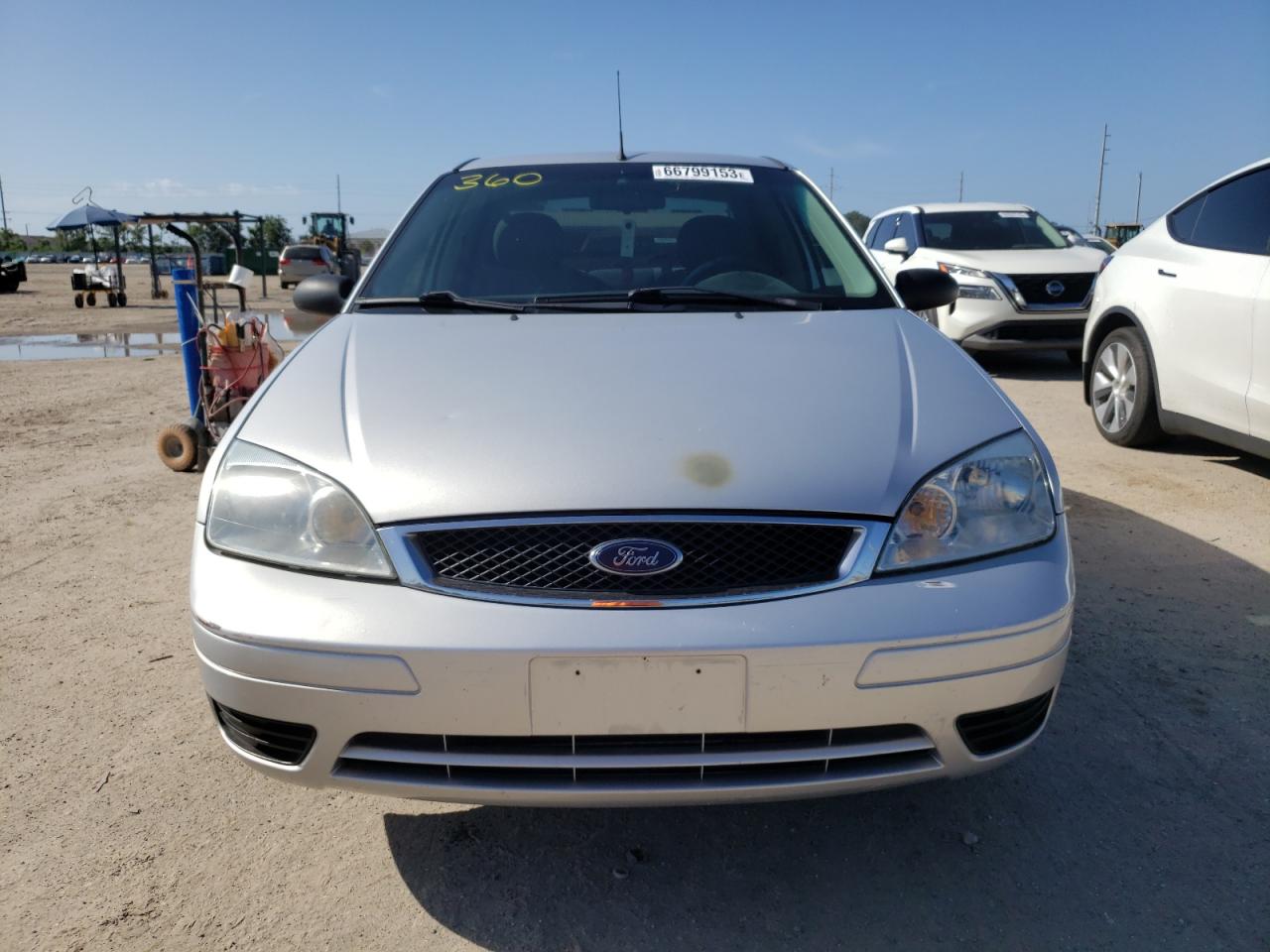 Photo 4 VIN: 1FAHP34N16W184043 - FORD FOCUS 