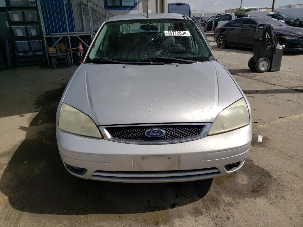 Photo 4 VIN: 1FAHP34N16W249280 - FORD FOCUS 