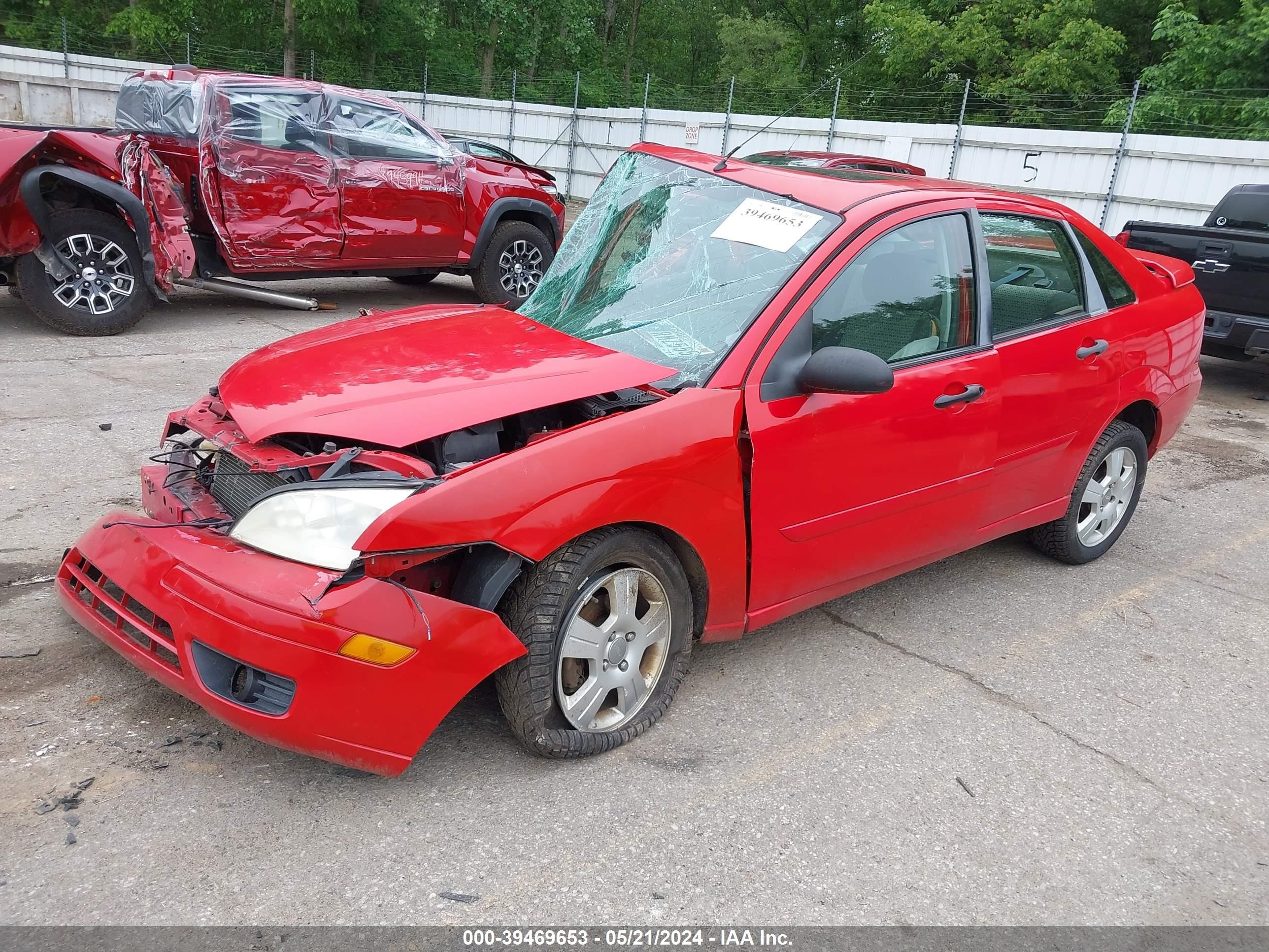 Photo 1 VIN: 1FAHP34N17W339353 - FORD FOCUS 