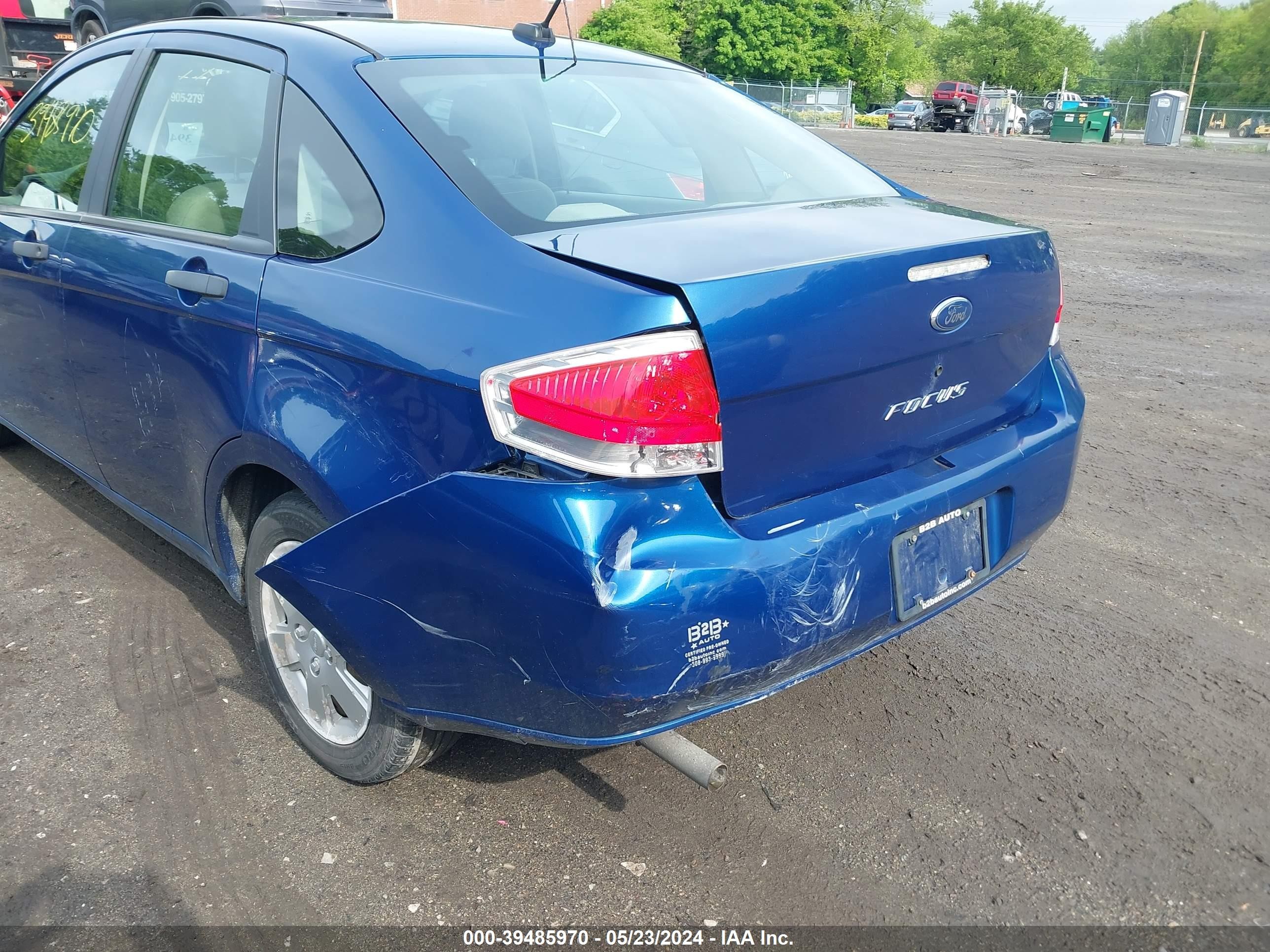 Photo 5 VIN: 1FAHP34N18W143589 - FORD FOCUS 