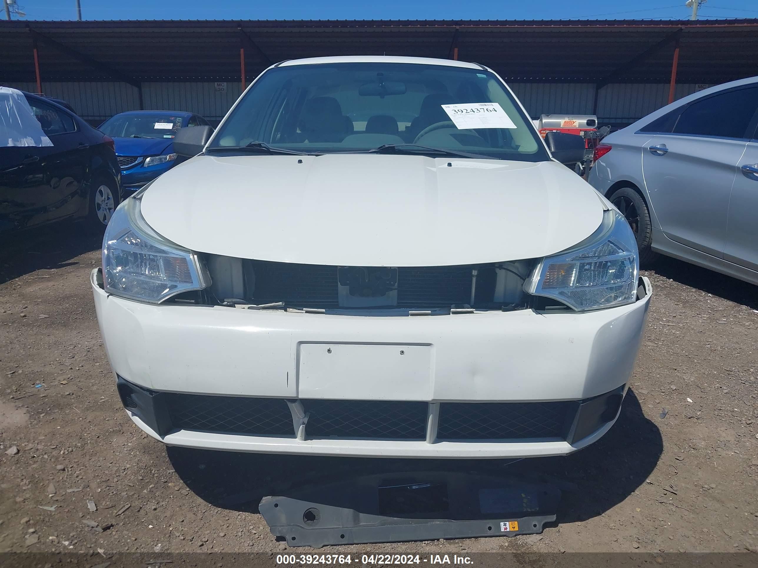 Photo 5 VIN: 1FAHP34N29W112420 - FORD FOCUS 