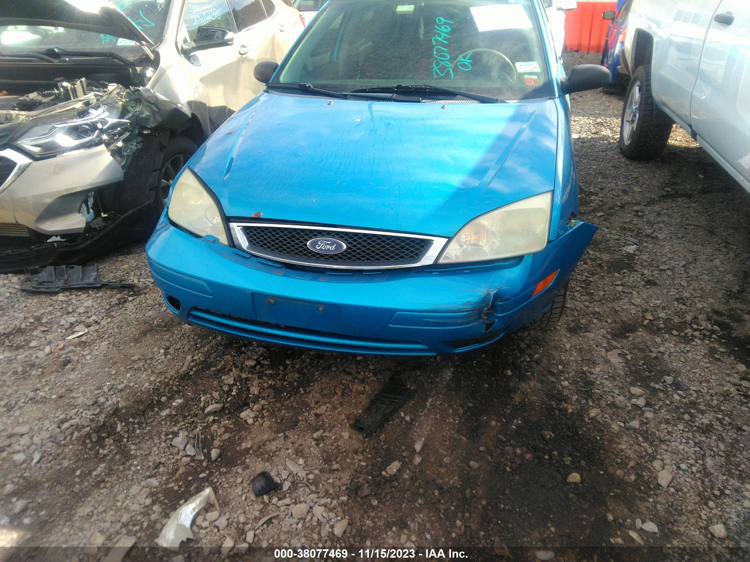 Photo 5 VIN: 1FAHP34N37W115548 - FORD FOCUS 