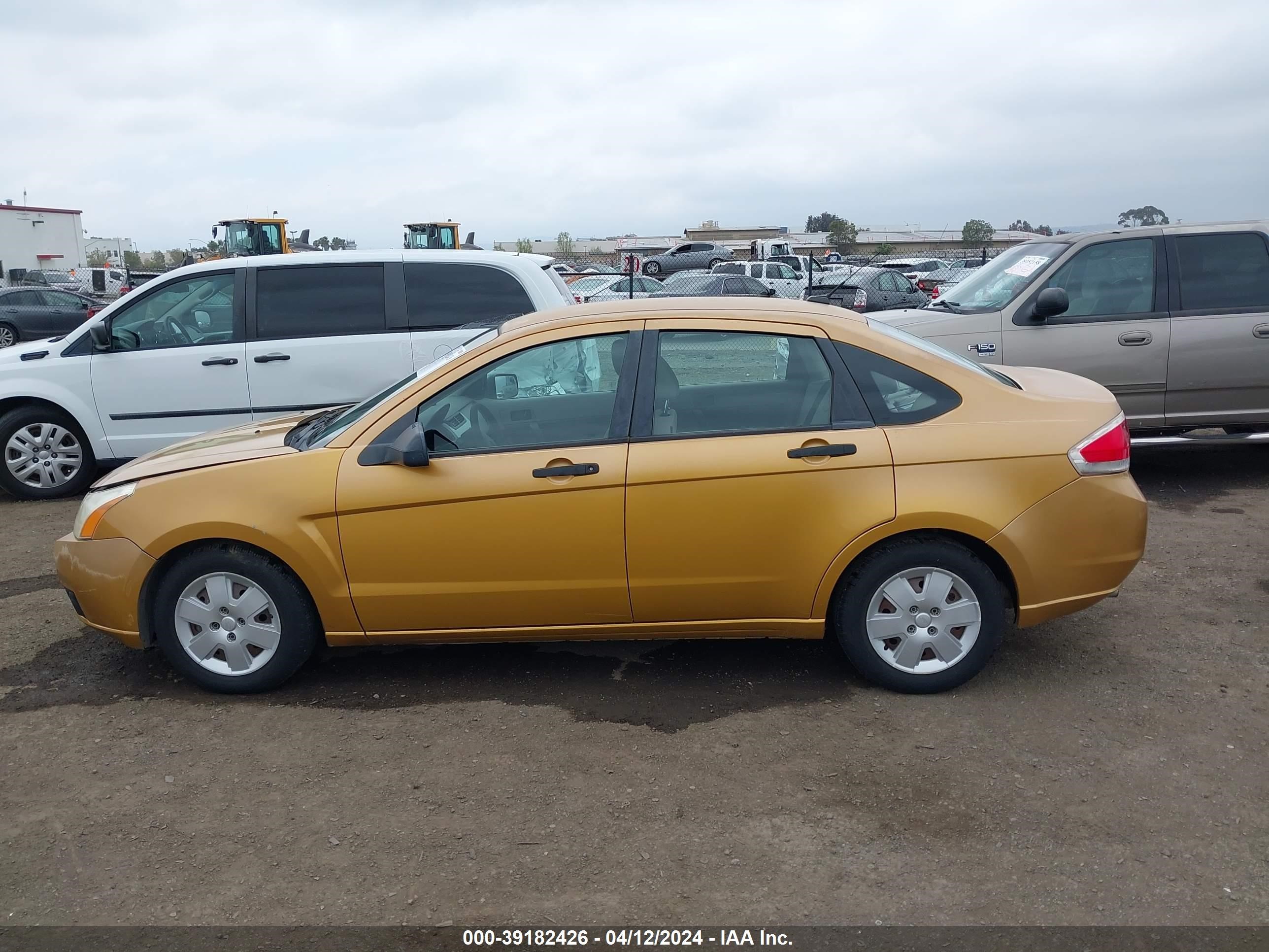 Photo 13 VIN: 1FAHP34N39W147385 - FORD FOCUS 