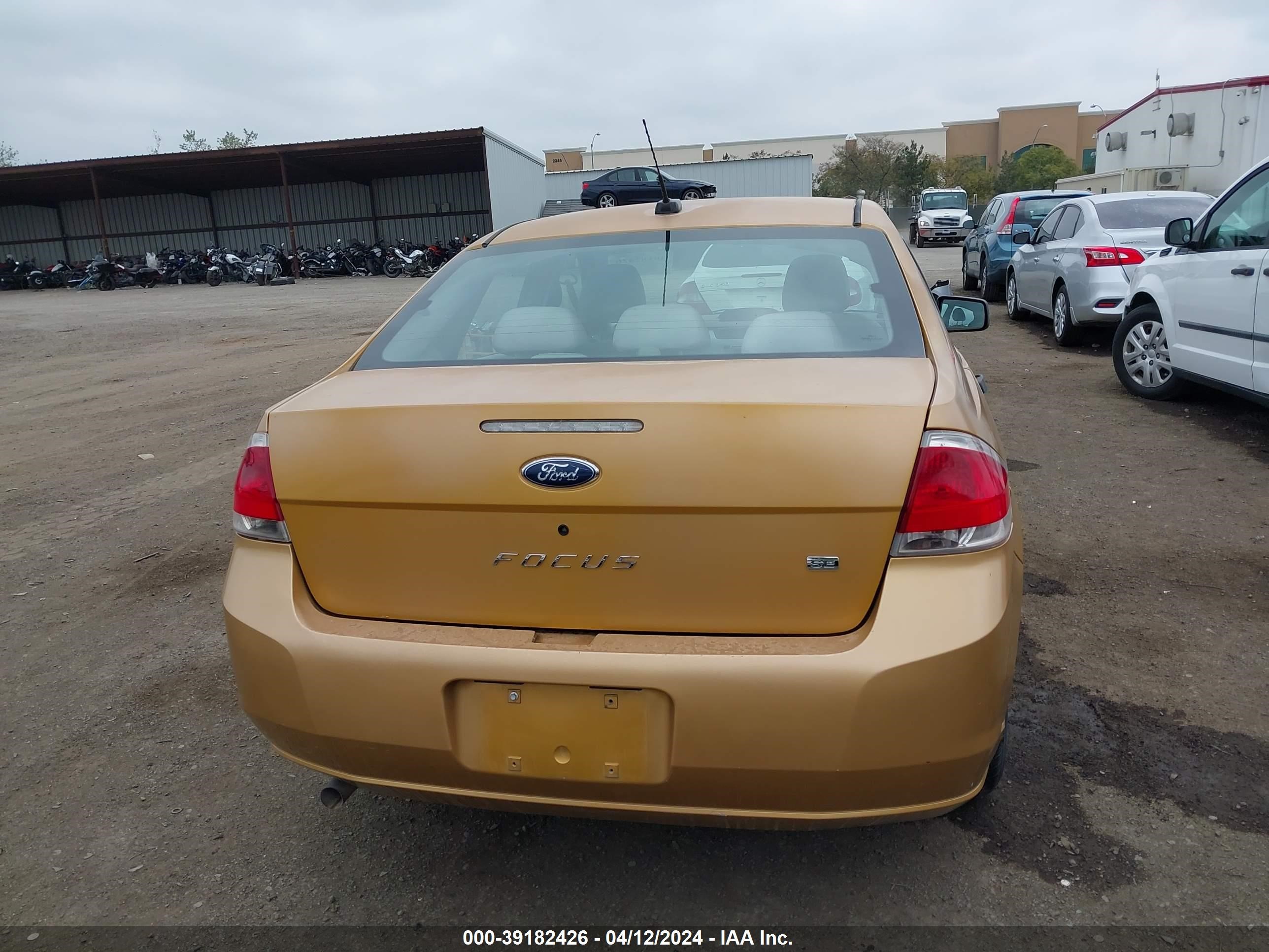 Photo 15 VIN: 1FAHP34N39W147385 - FORD FOCUS 