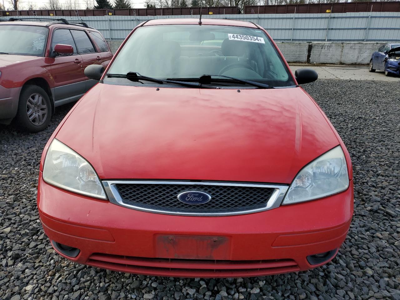 Photo 4 VIN: 1FAHP34N47W360729 - FORD FOCUS 