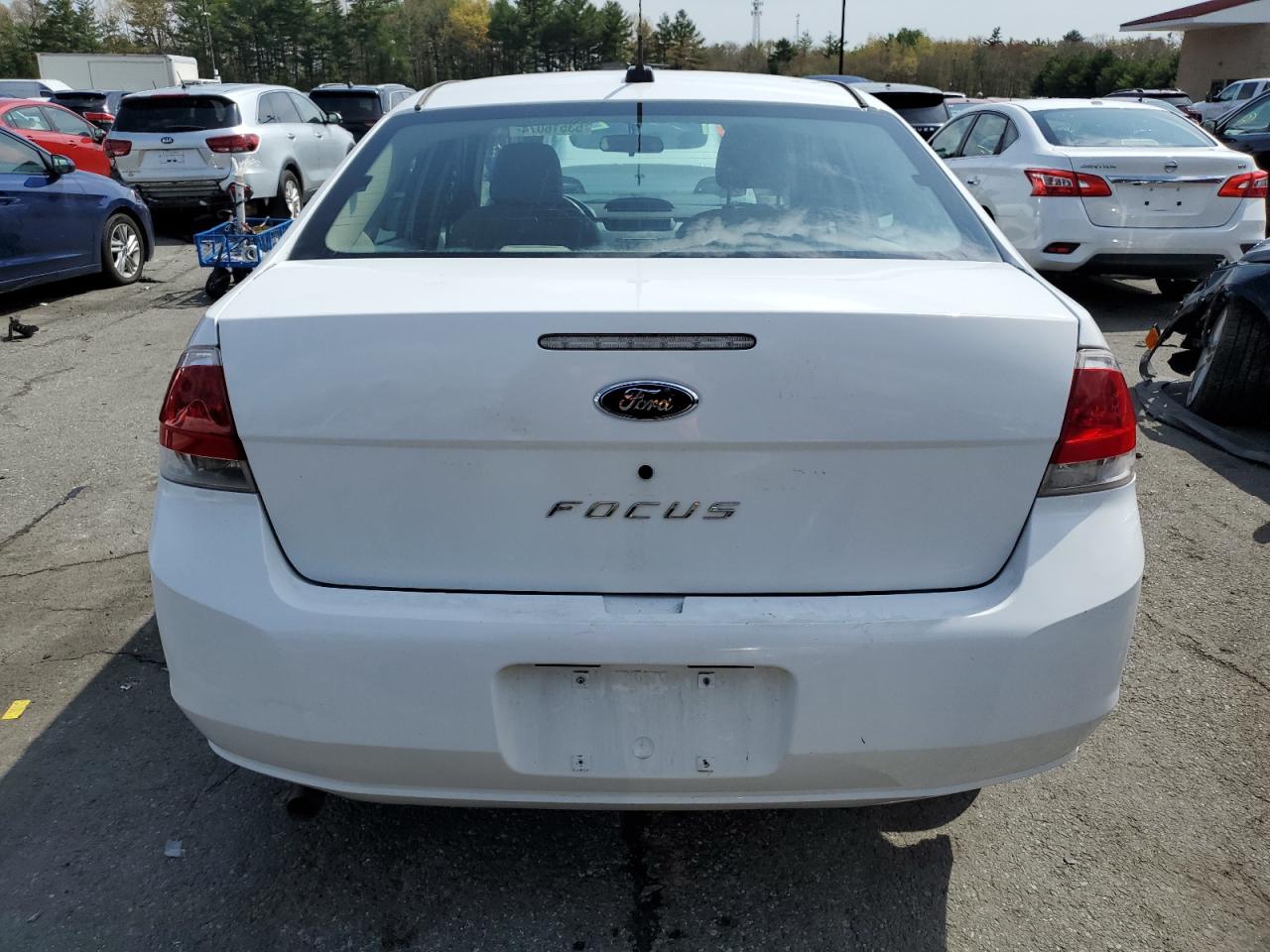 Photo 5 VIN: 1FAHP34N48W145319 - FORD FOCUS 