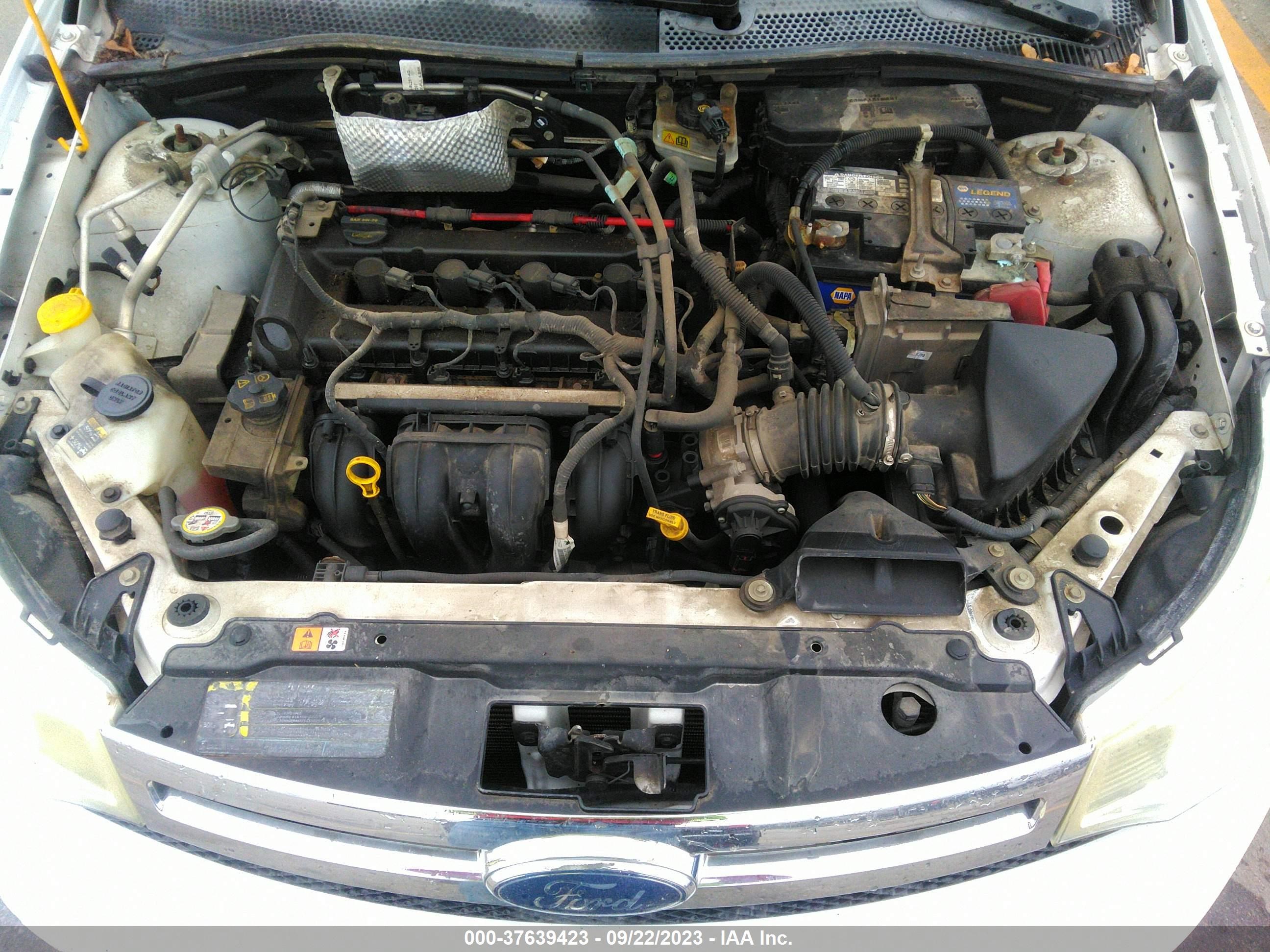 Photo 9 VIN: 1FAHP34N68W121779 - FORD FOCUS 