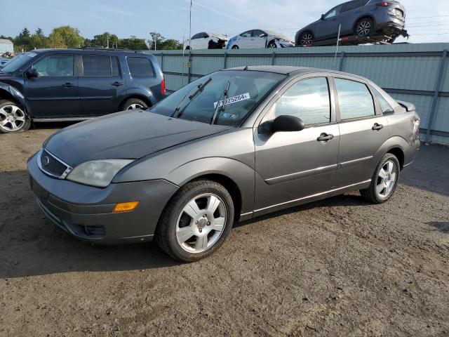 Photo 0 VIN: 1FAHP34N75W311747 - FORD FOCUS ZX4 