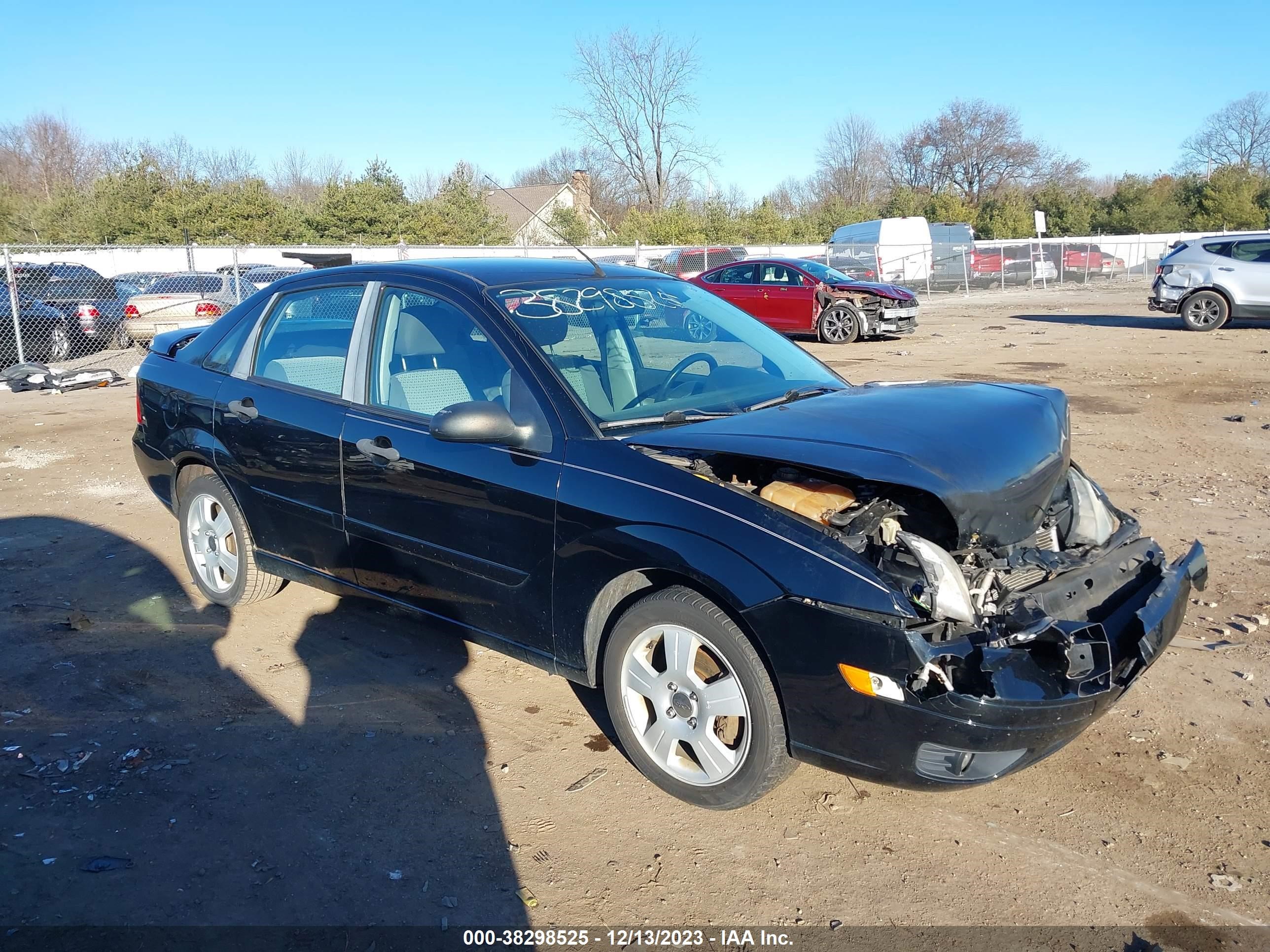 Photo 0 VIN: 1FAHP34N87W333162 - FORD FOCUS 