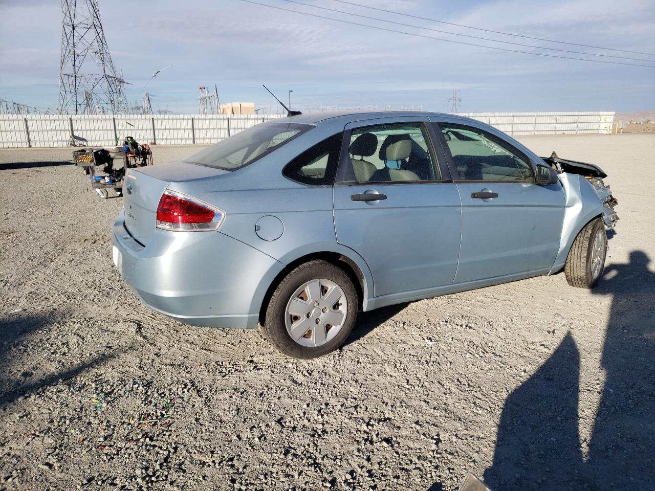 Photo 2 VIN: 1FAHP34N88W276513 - FORD FOCUS 