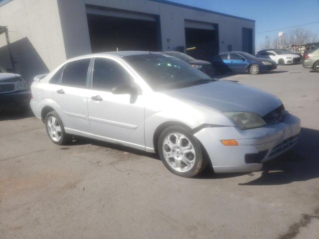 Photo 3 VIN: 1FAHP34NX5W133283 - FORD FOCUS 