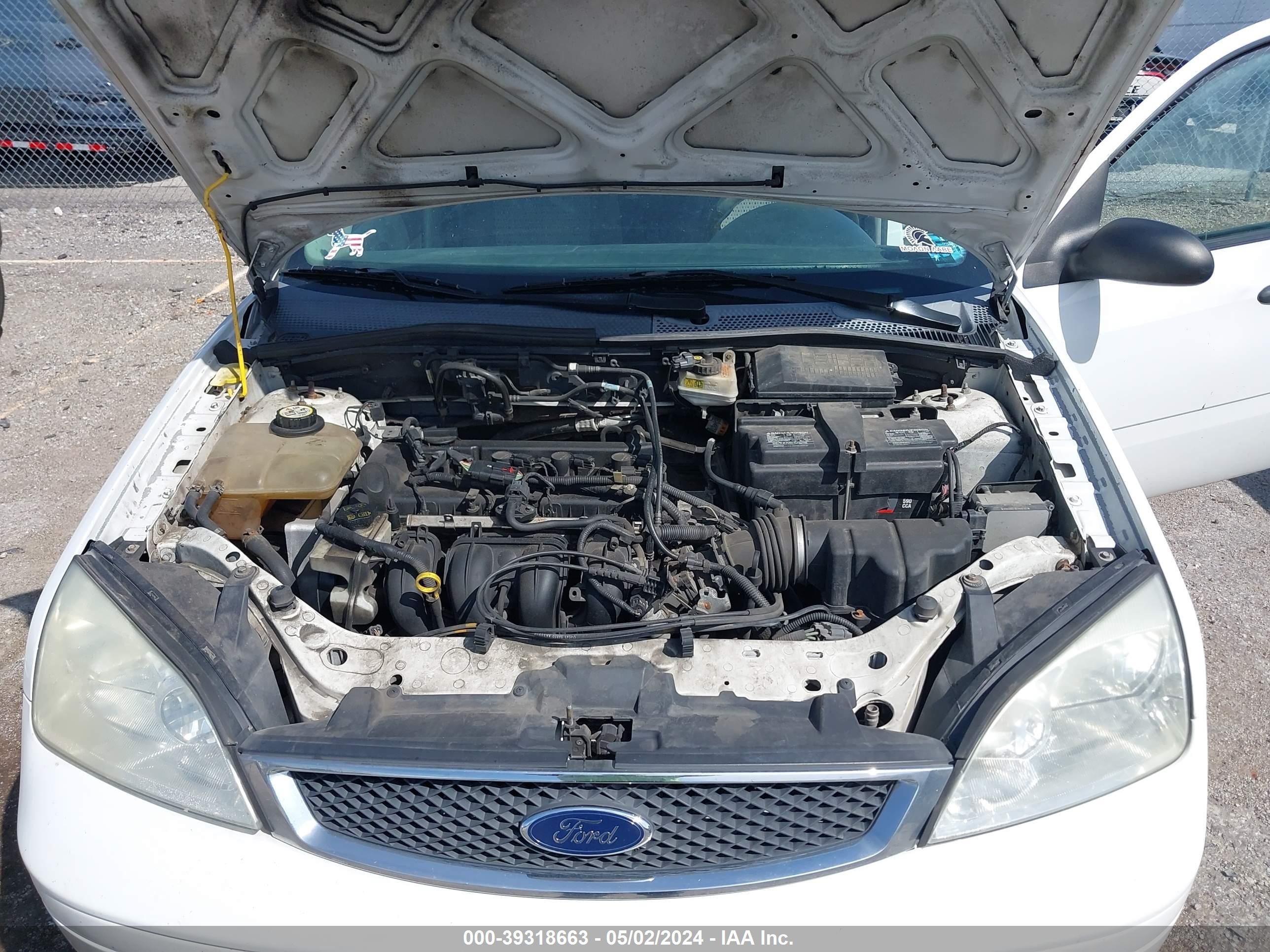 Photo 9 VIN: 1FAHP34NX7W242376 - FORD FOCUS 