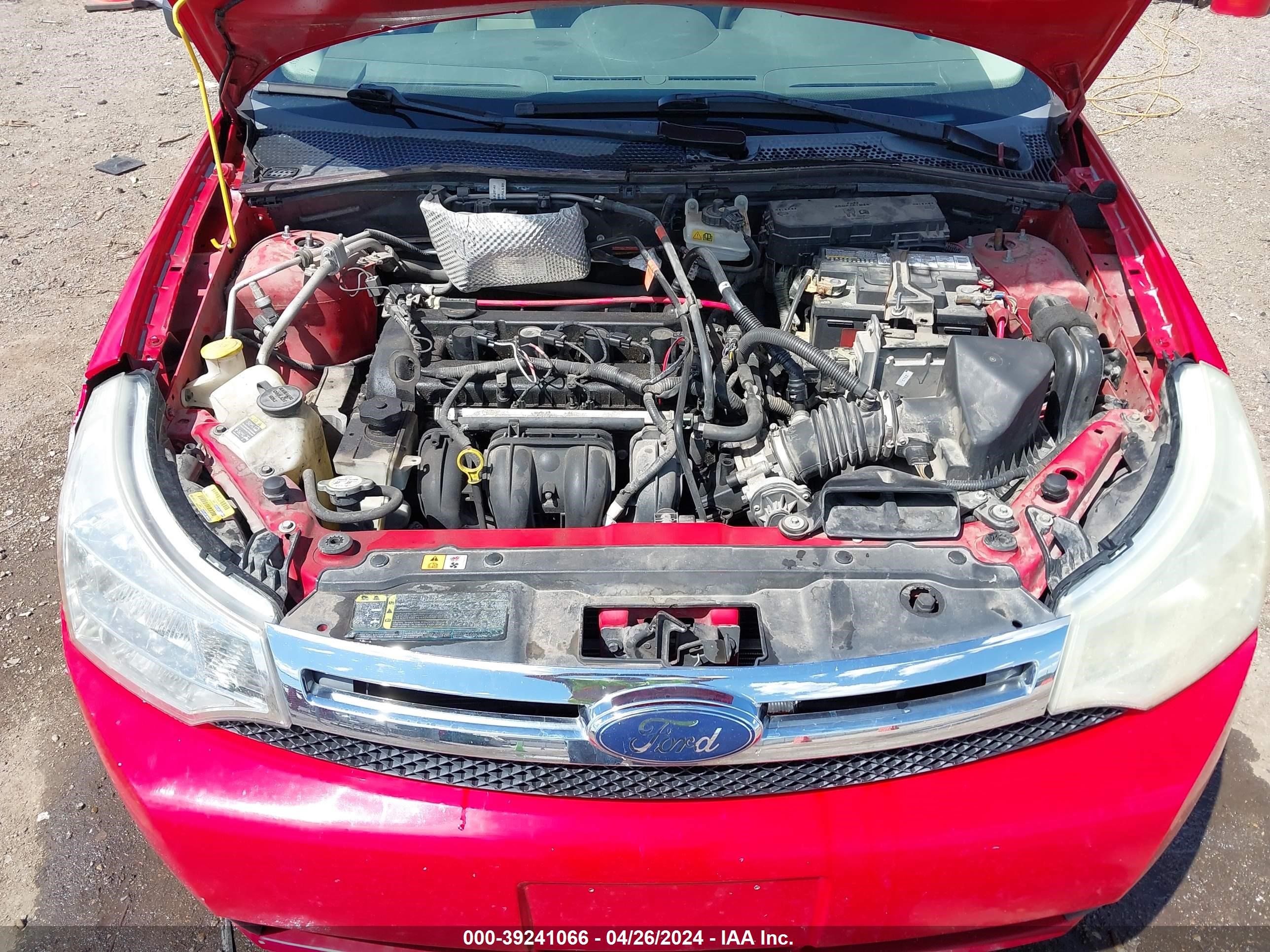 Photo 9 VIN: 1FAHP34NX8W260717 - FORD FOCUS 