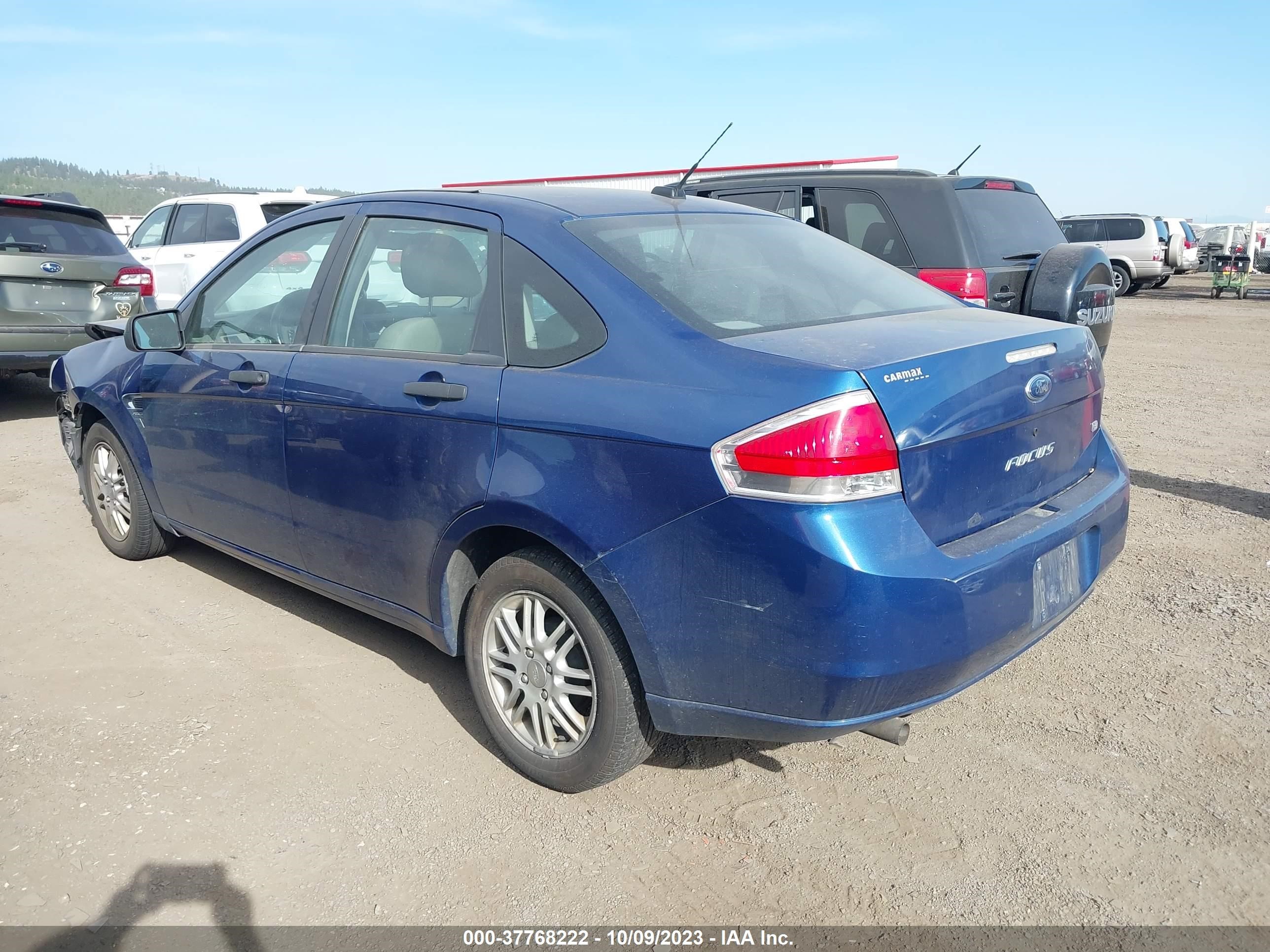 Photo 2 VIN: 1FAHP35N08W140827 - FORD FOCUS 