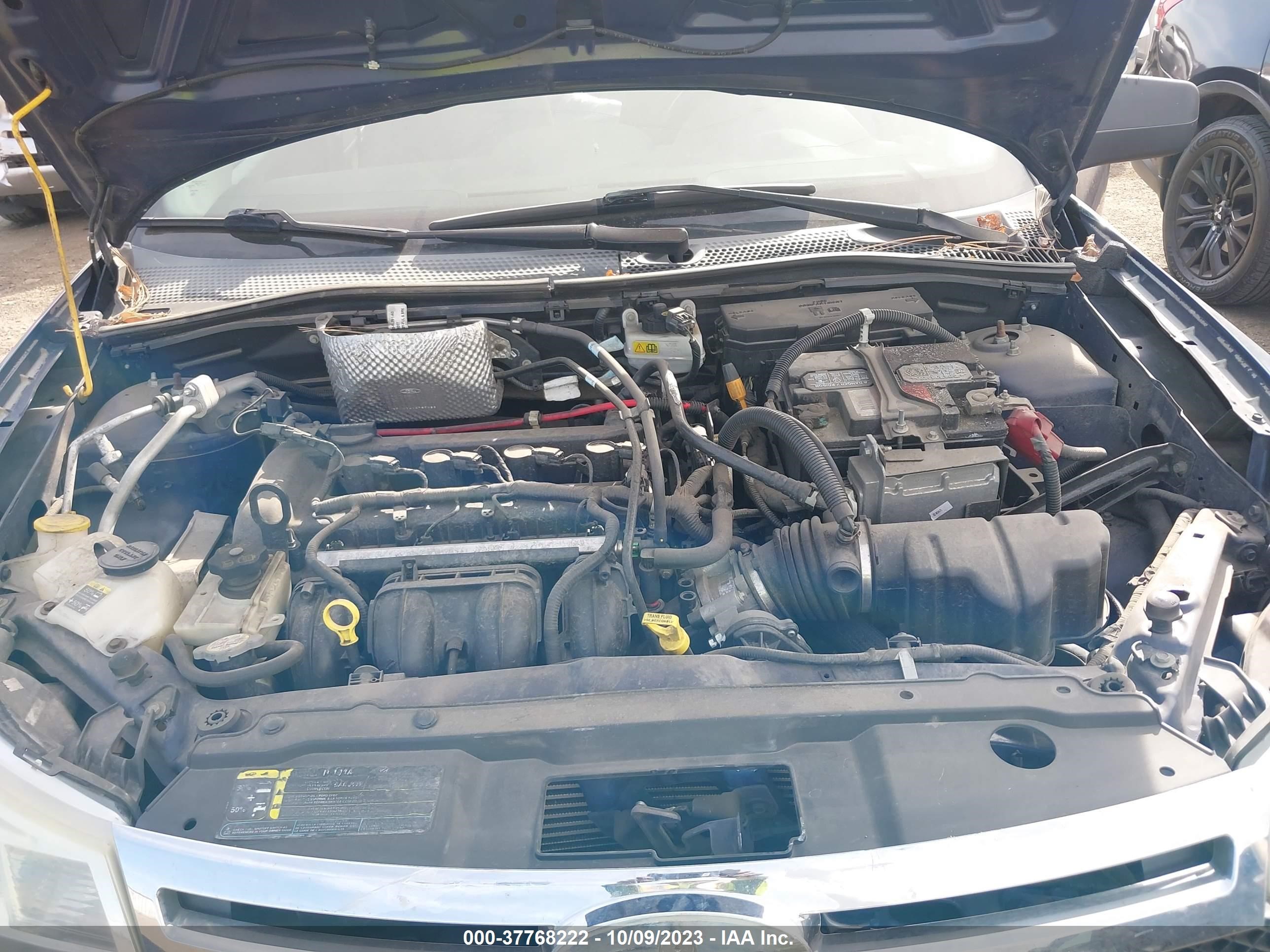 Photo 9 VIN: 1FAHP35N08W140827 - FORD FOCUS 