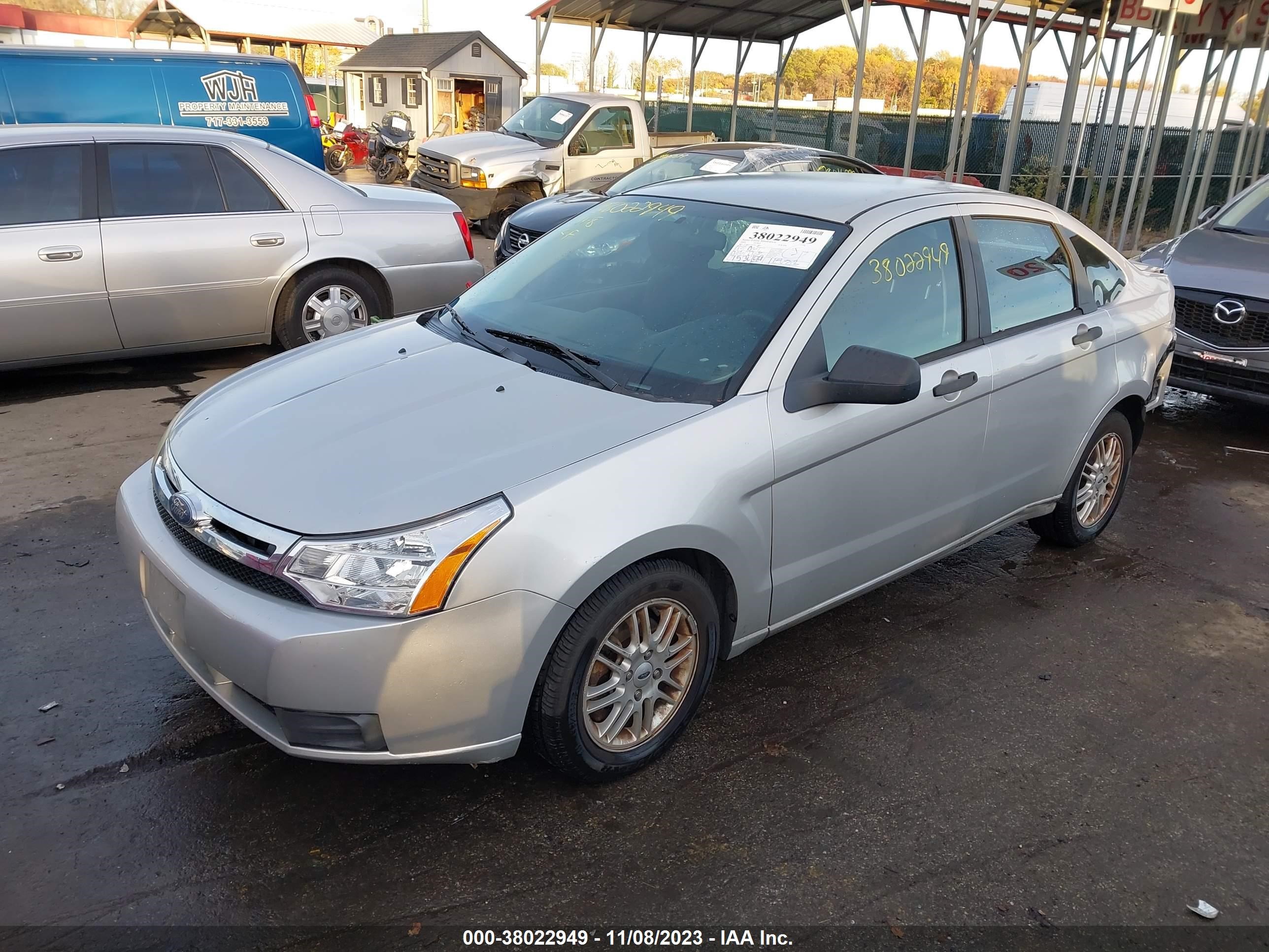 Photo 1 VIN: 1FAHP35N09W128243 - FORD FOCUS 