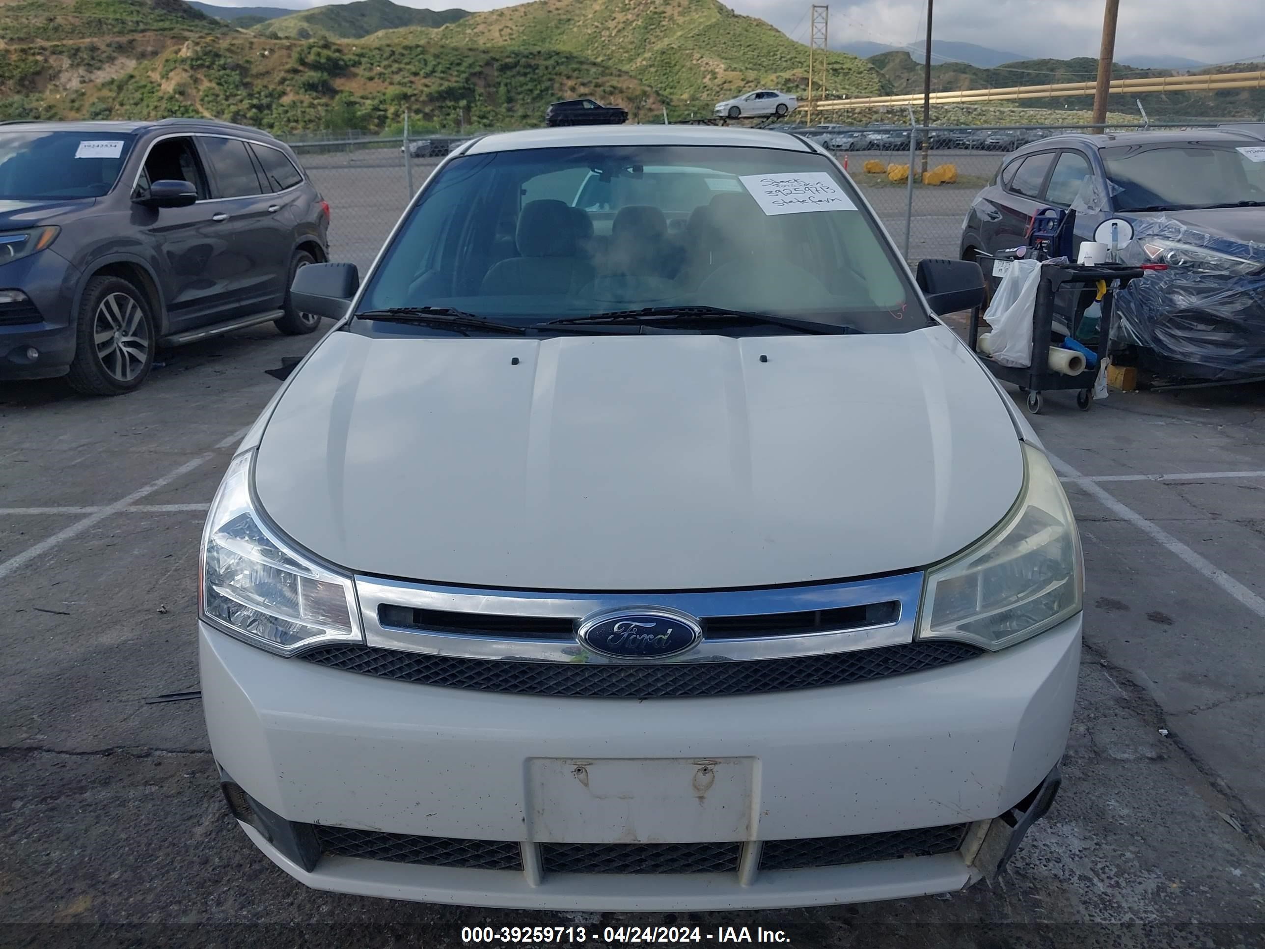 Photo 11 VIN: 1FAHP35N09W156883 - FORD FOCUS 