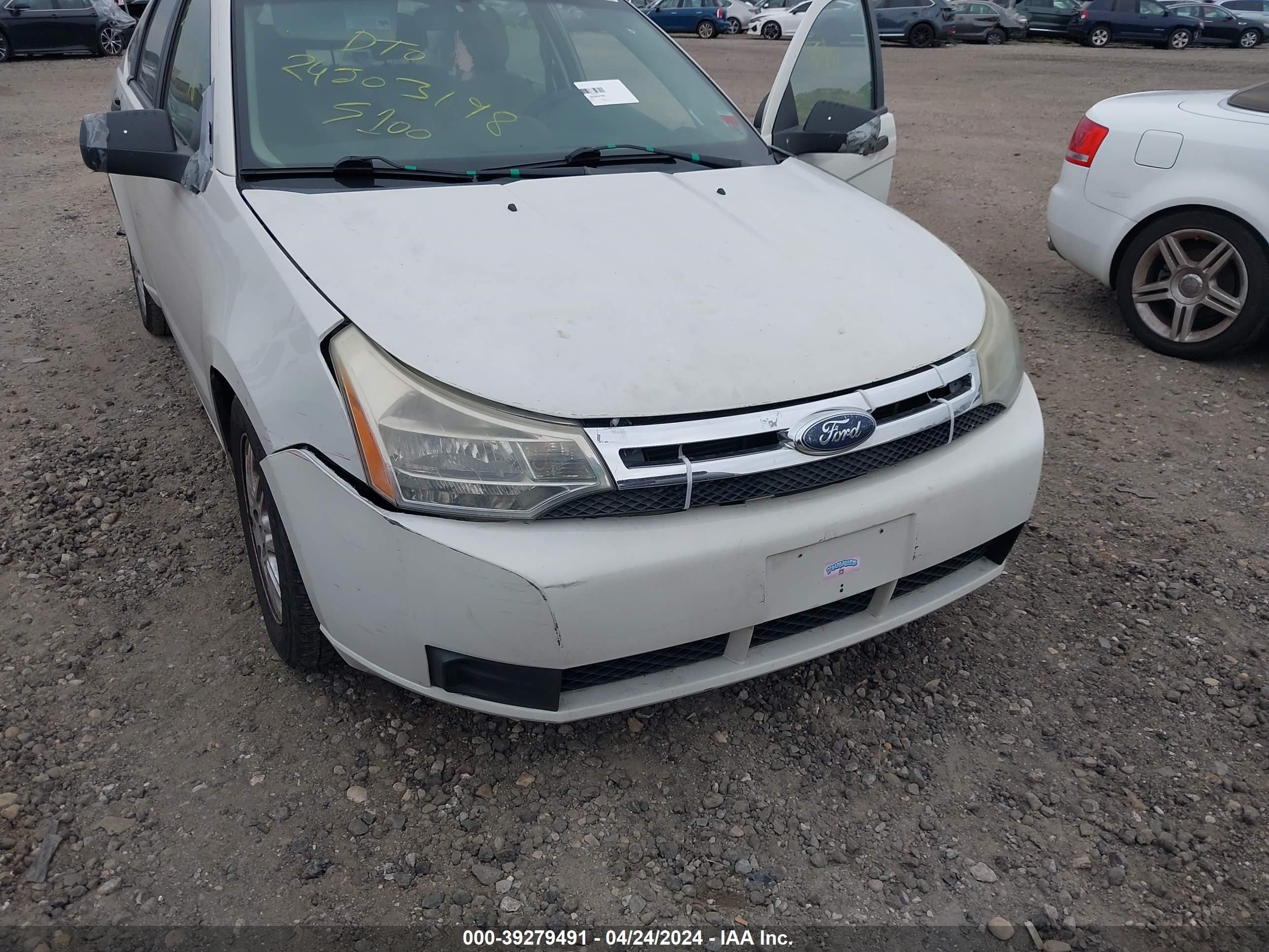 Photo 5 VIN: 1FAHP35N09W162618 - FORD FOCUS 