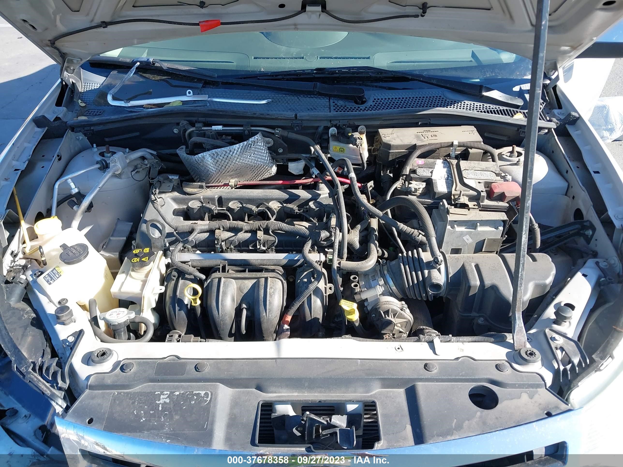 Photo 9 VIN: 1FAHP35N18W173268 - FORD FOCUS 