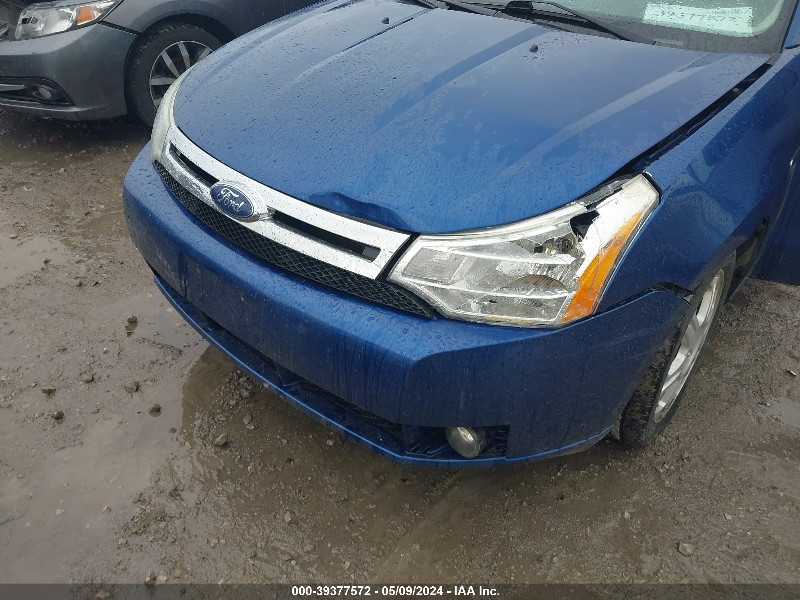 Photo 5 VIN: 1FAHP35N28W136696 - FORD FOCUS 