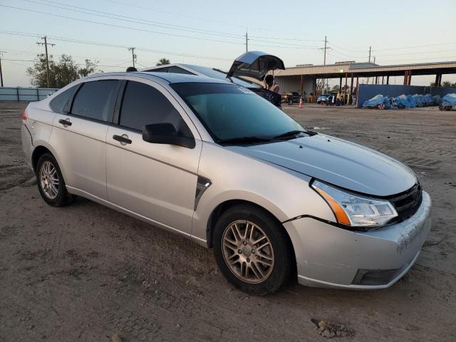 Photo 3 VIN: 1FAHP35N28W161615 - FORD FOCUS SE 