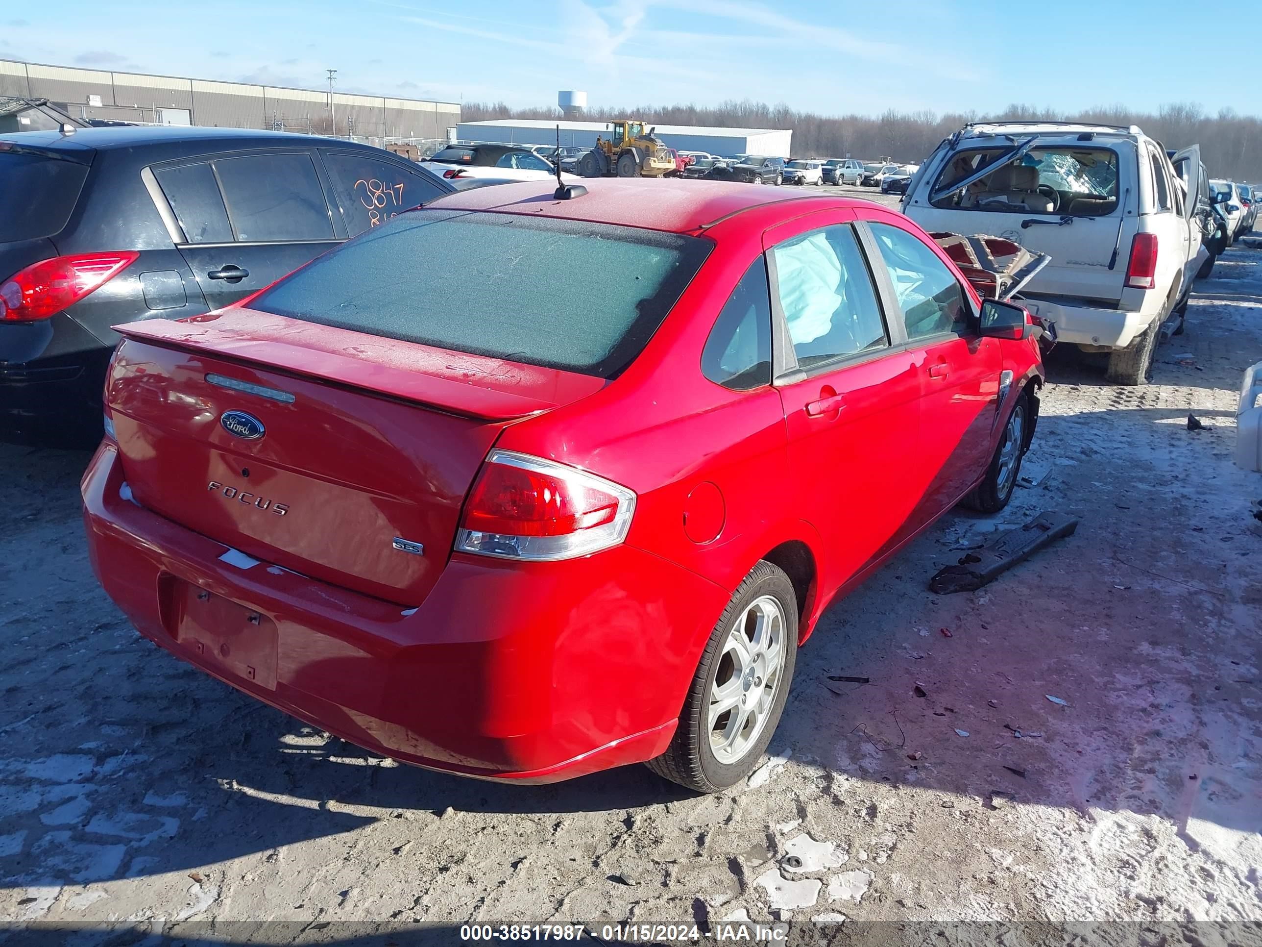 Photo 3 VIN: 1FAHP35N28W184330 - FORD FOCUS 