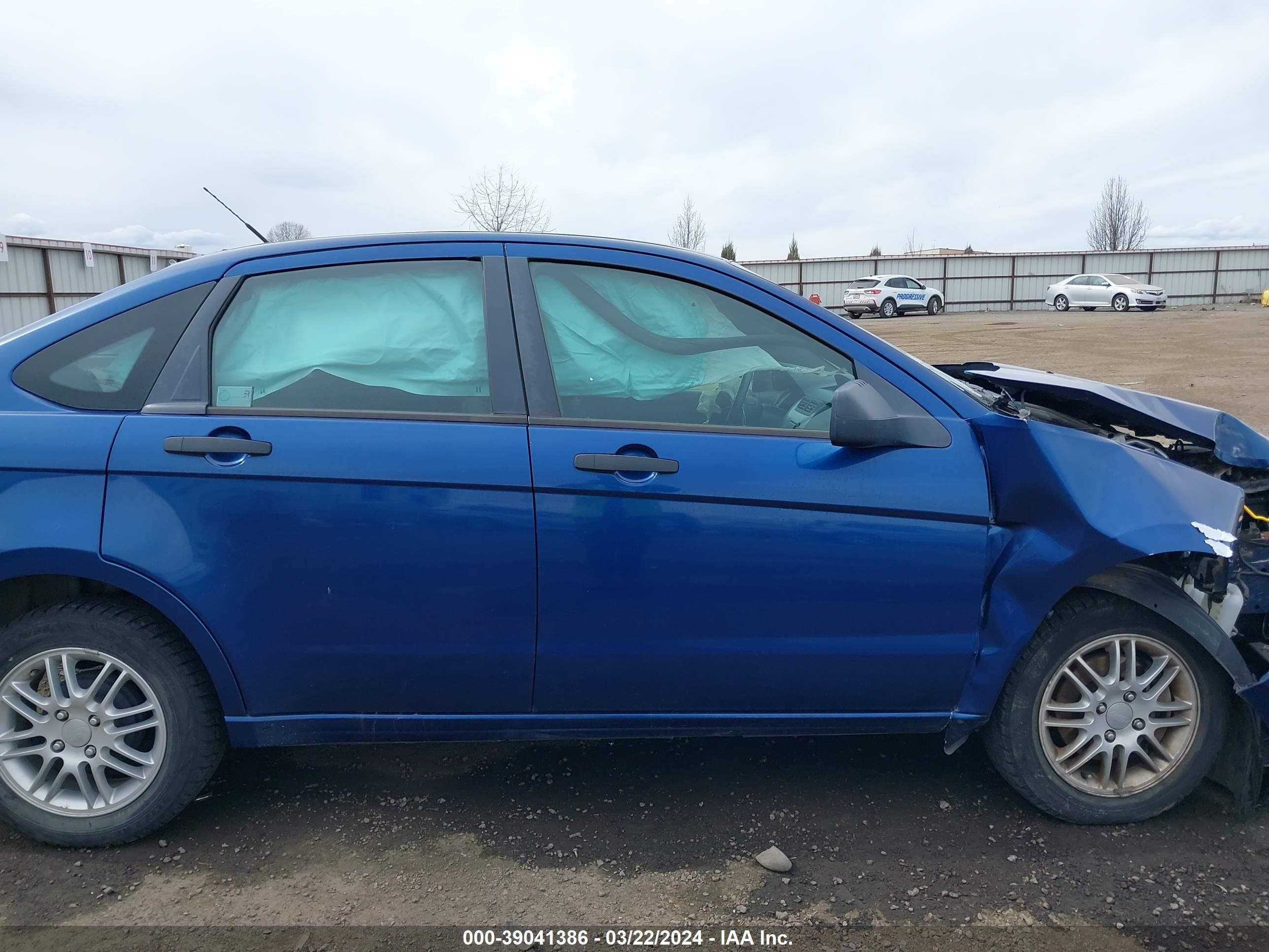 Photo 13 VIN: 1FAHP35N29W225721 - FORD FOCUS 