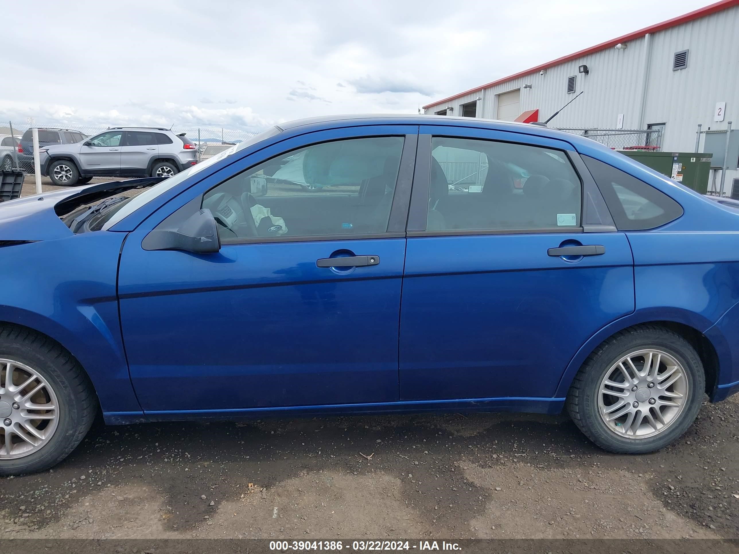 Photo 14 VIN: 1FAHP35N29W225721 - FORD FOCUS 