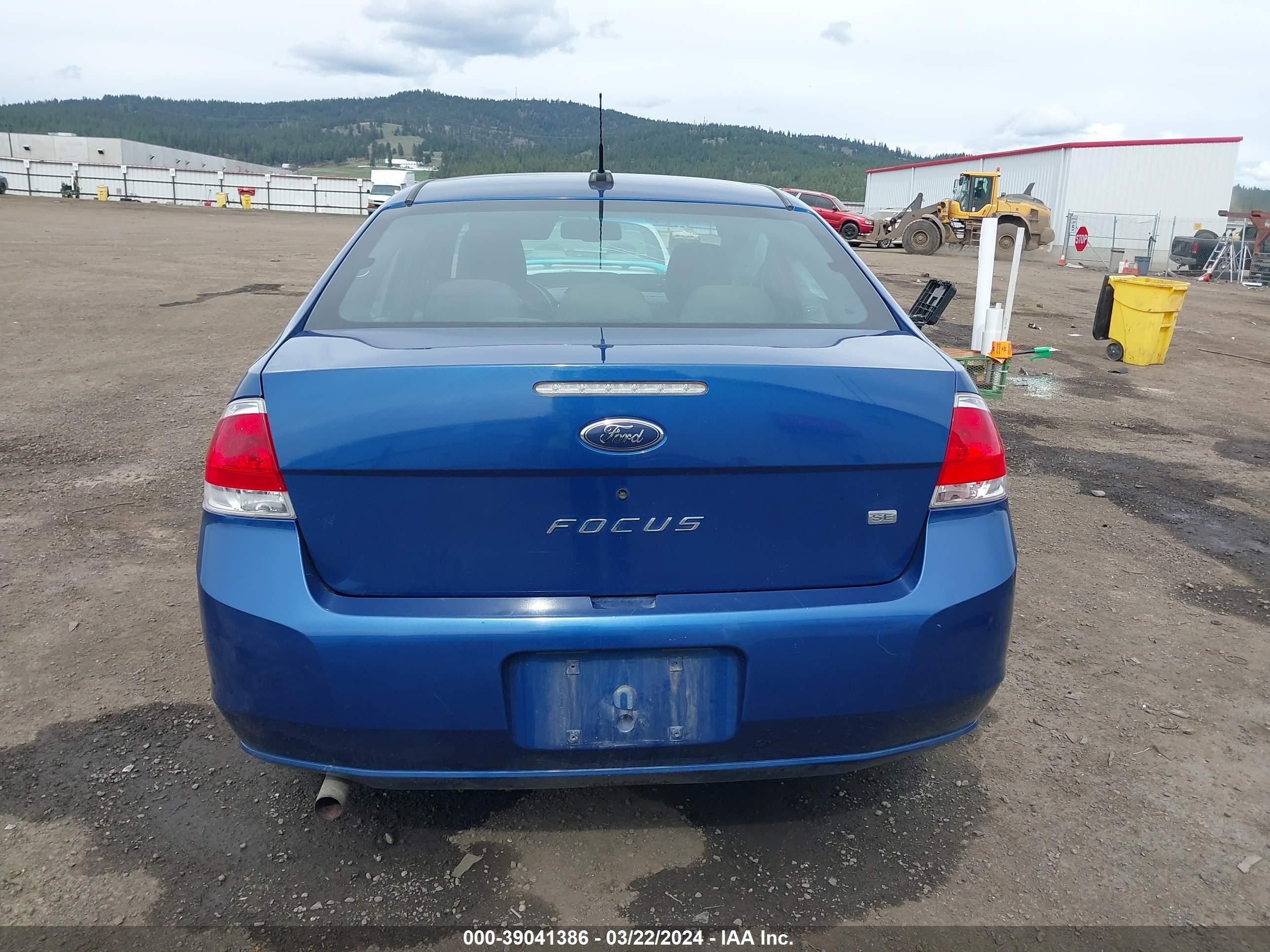 Photo 16 VIN: 1FAHP35N29W225721 - FORD FOCUS 