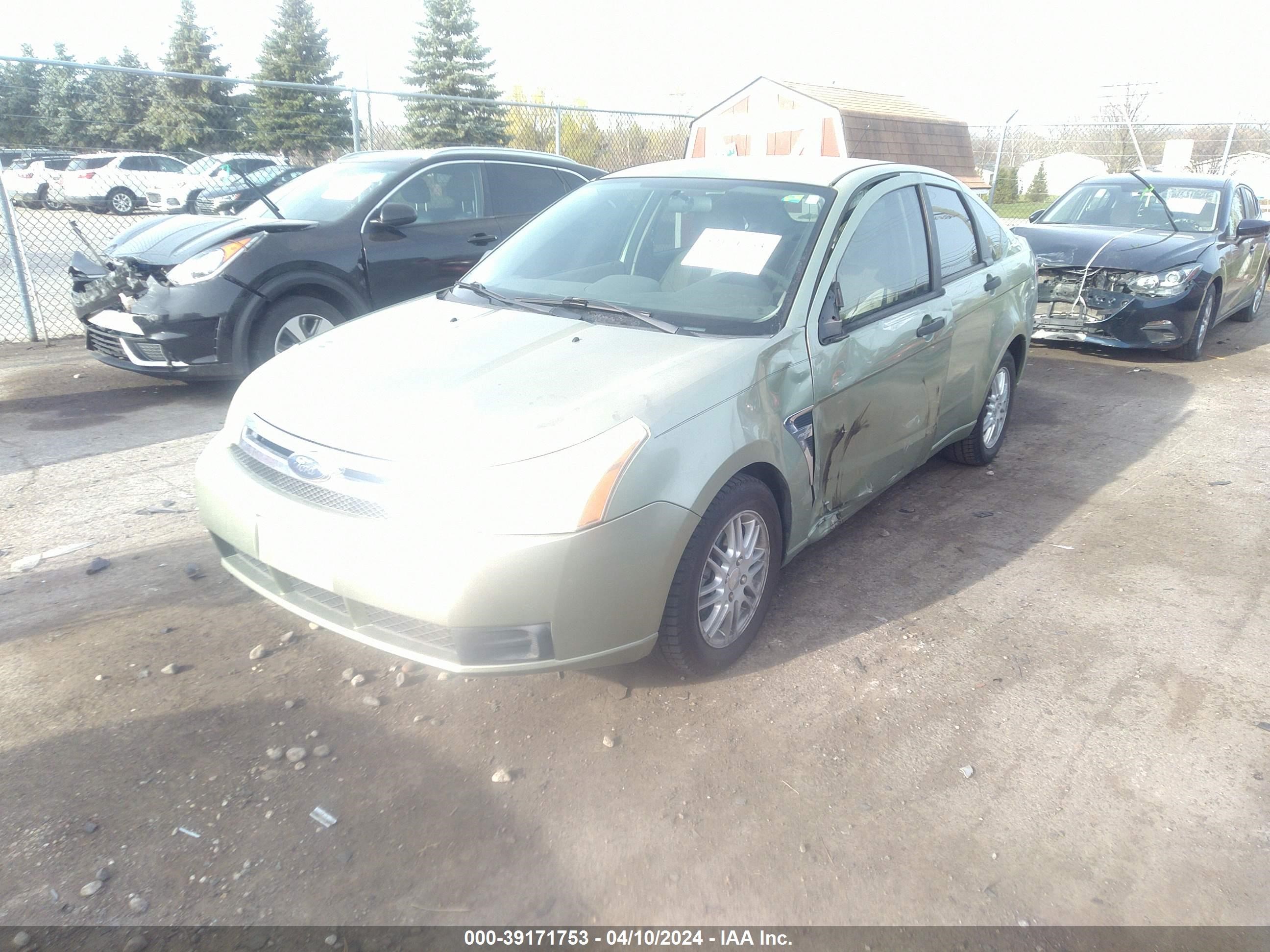 Photo 1 VIN: 1FAHP35N38W123438 - FORD FOCUS 