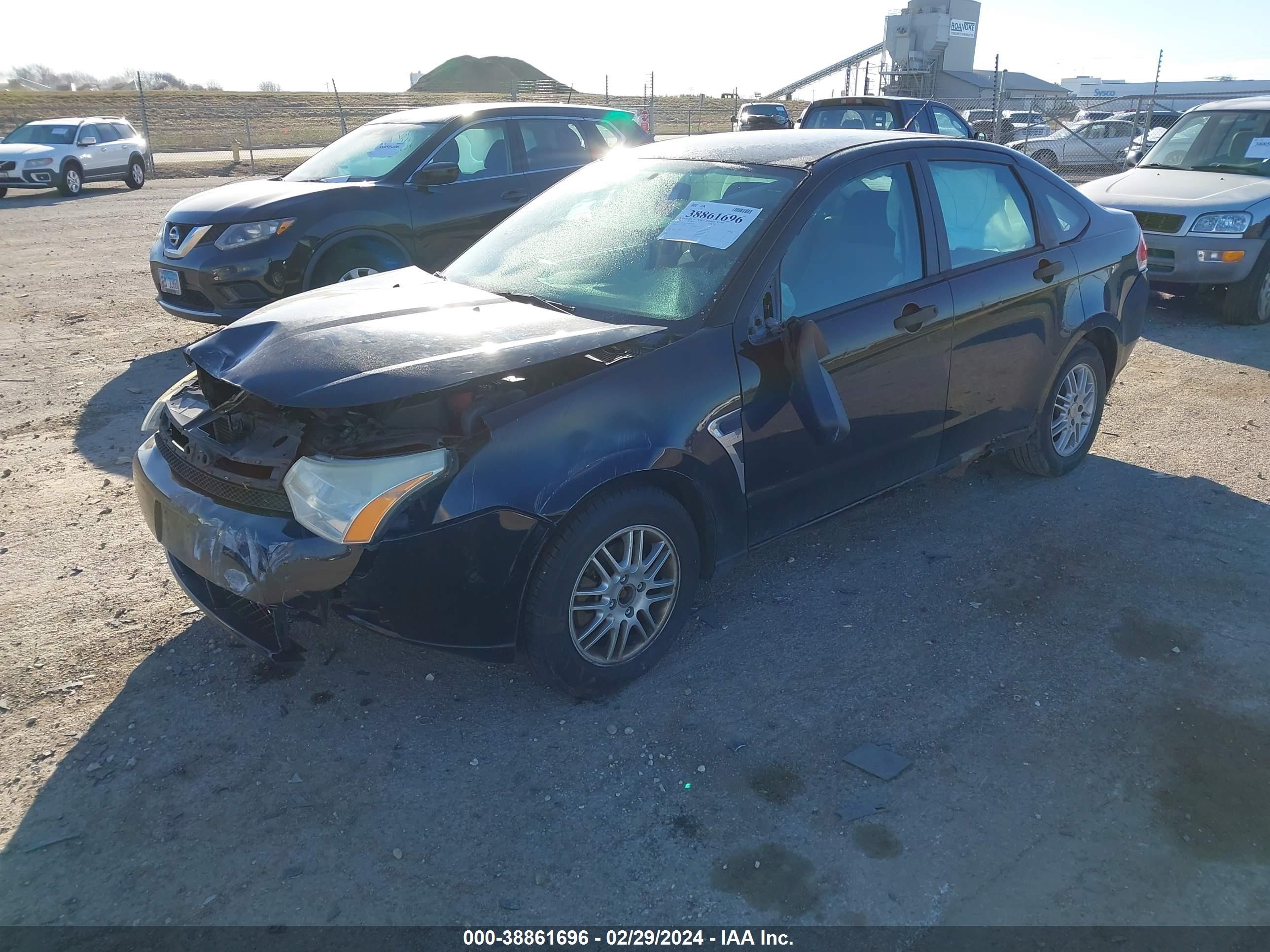 Photo 1 VIN: 1FAHP35N38W218775 - FORD FOCUS 