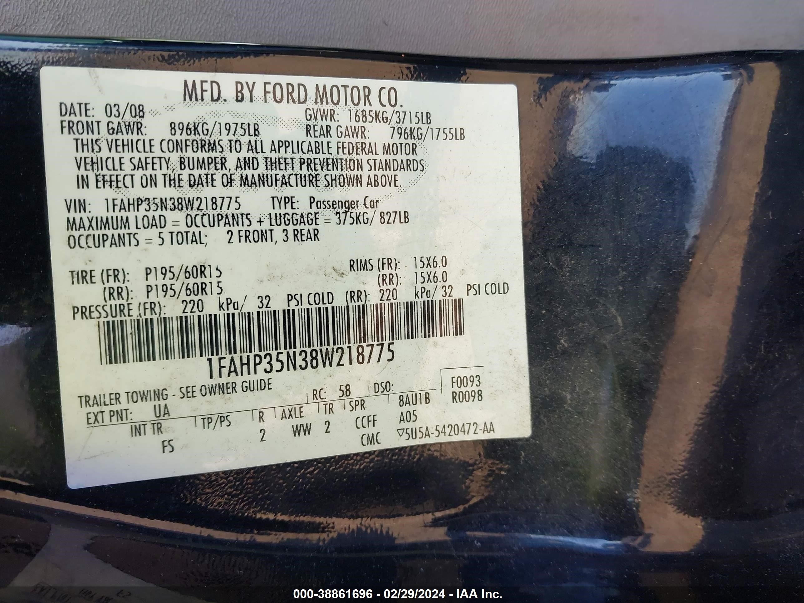 Photo 8 VIN: 1FAHP35N38W218775 - FORD FOCUS 