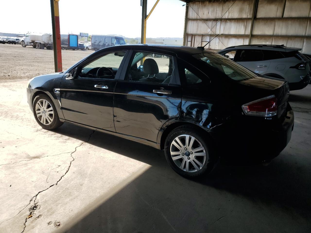 Photo 1 VIN: 1FAHP35N38W242526 - FORD FOCUS 