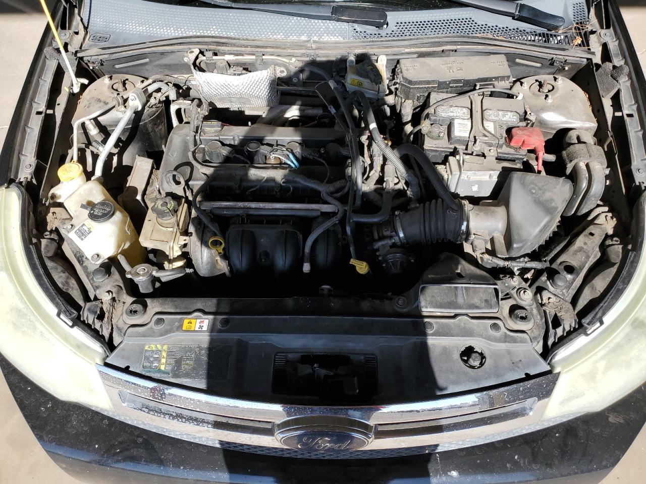 Photo 10 VIN: 1FAHP35N38W242526 - FORD FOCUS 