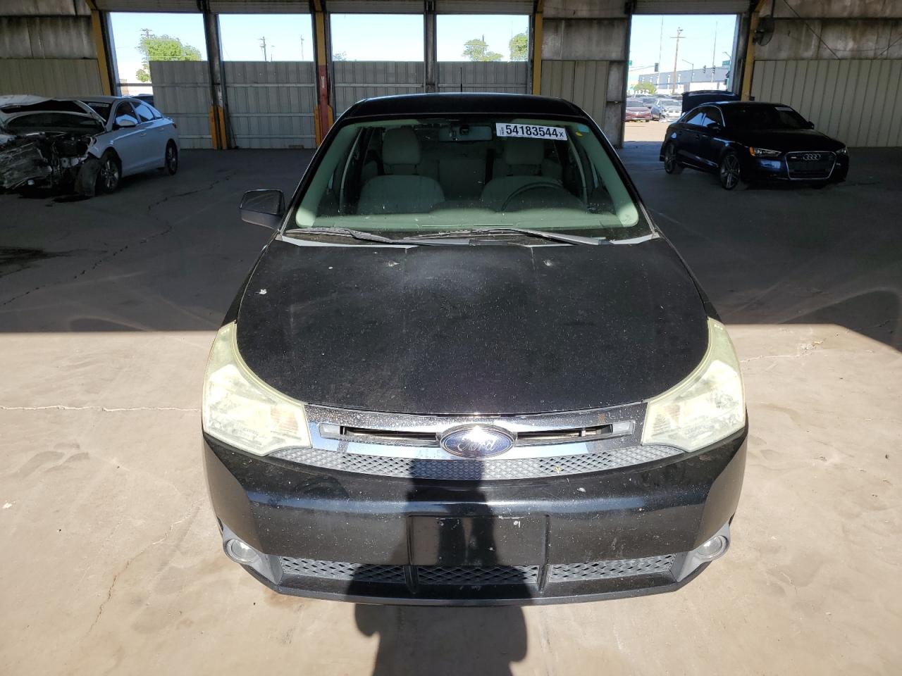 Photo 4 VIN: 1FAHP35N38W242526 - FORD FOCUS 