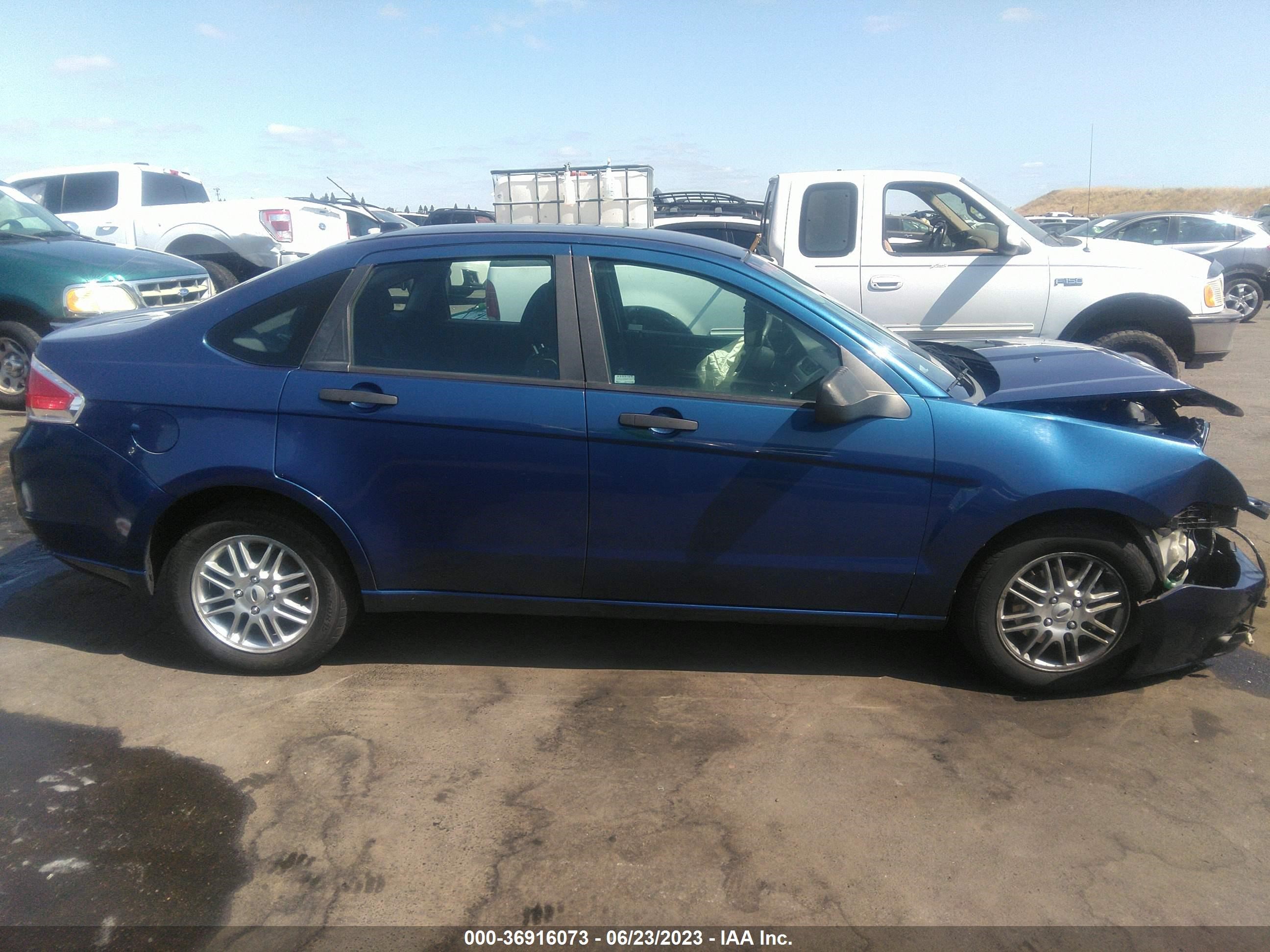 Photo 13 VIN: 1FAHP35N39W112683 - FORD FOCUS 