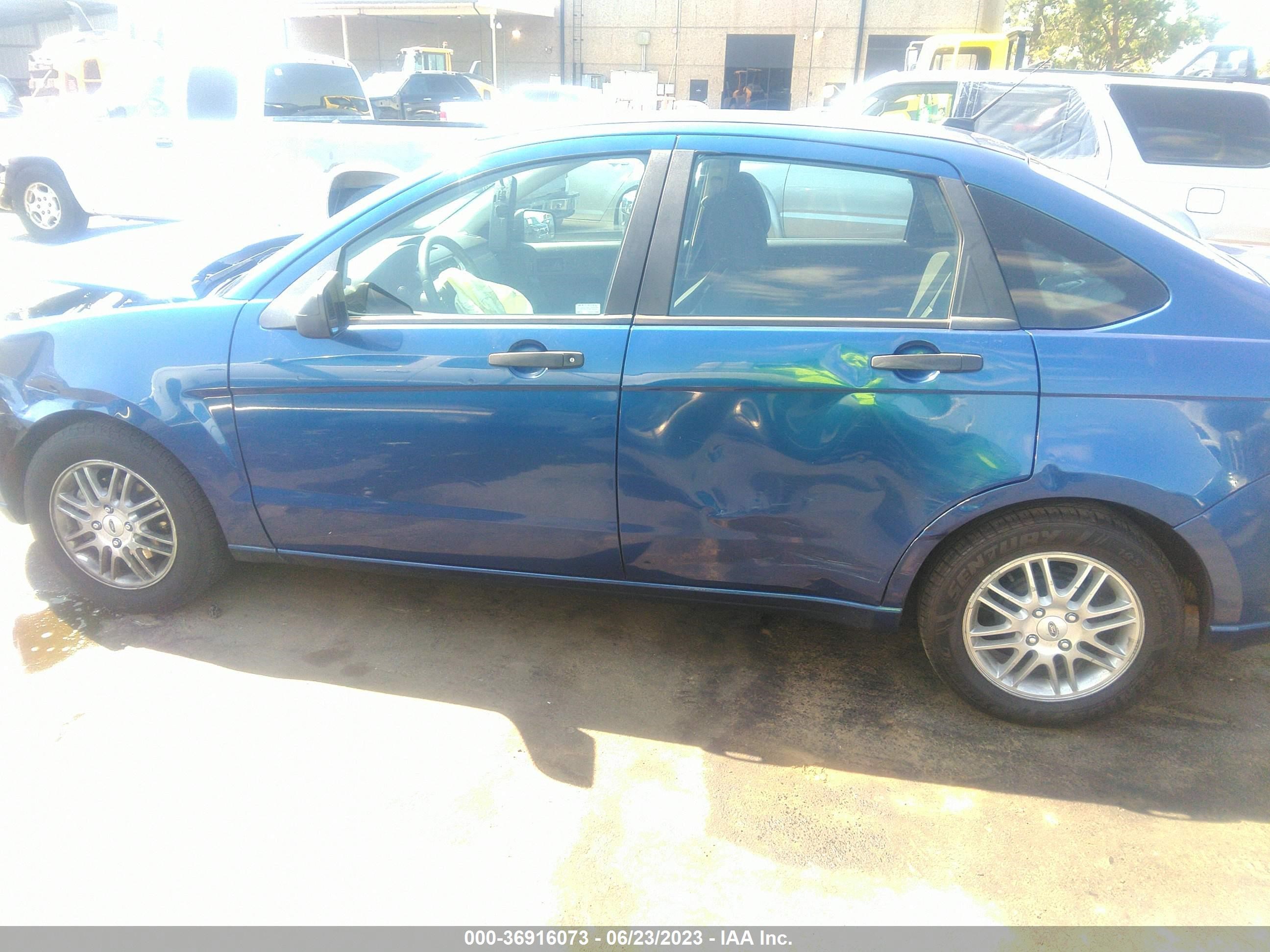 Photo 14 VIN: 1FAHP35N39W112683 - FORD FOCUS 