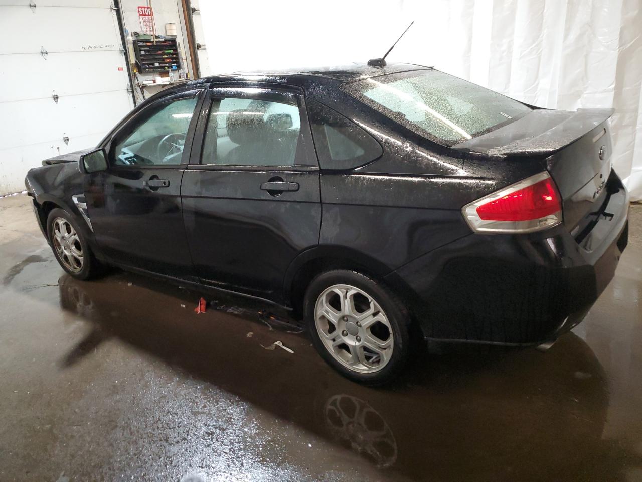 Photo 1 VIN: 1FAHP35N48W252062 - FORD FOCUS 